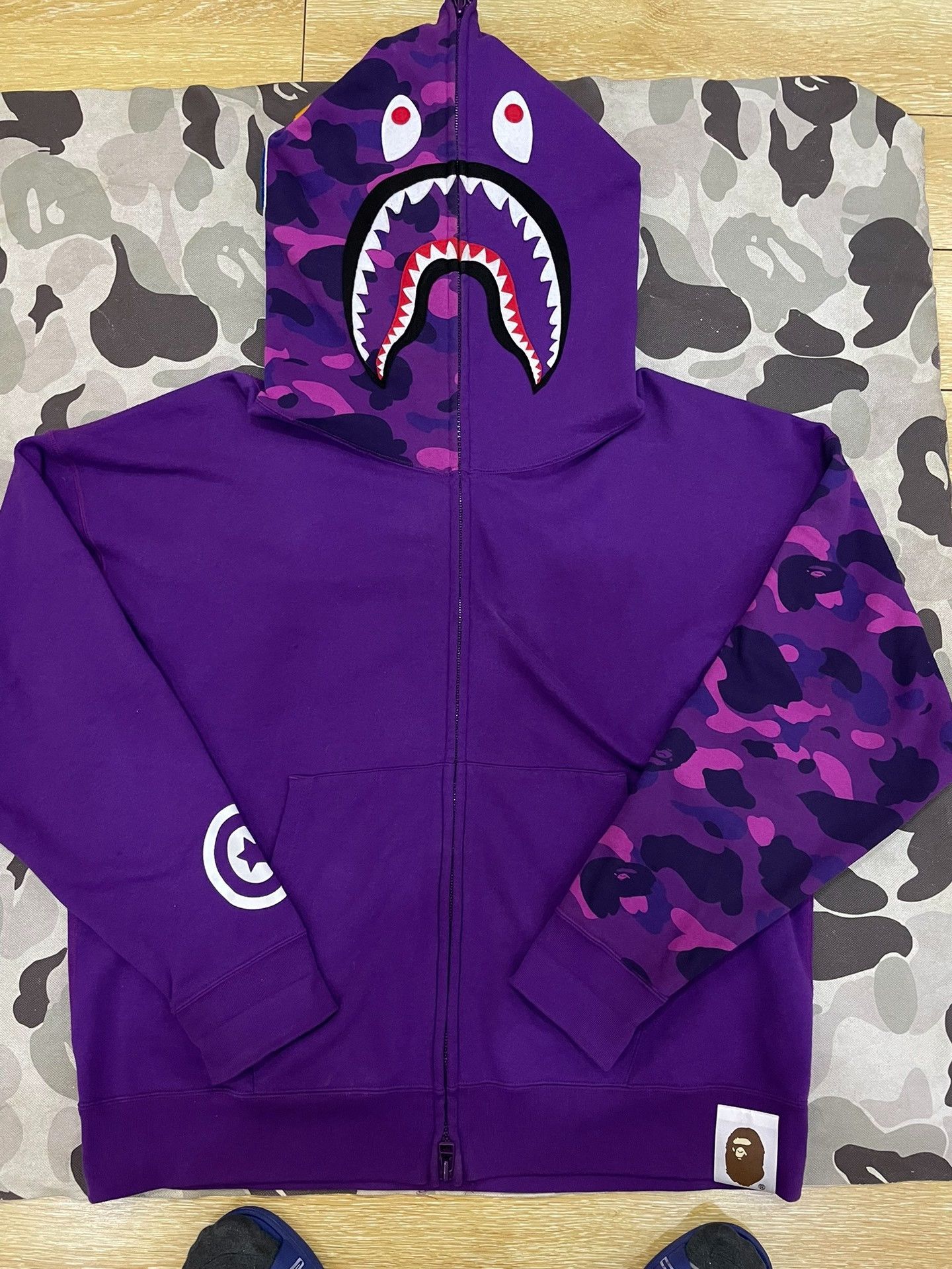 Bape Bape X Multi Shark Sweatshirt Pullover Size US XXL / EU 58 / 5 - 1 Thumbnail