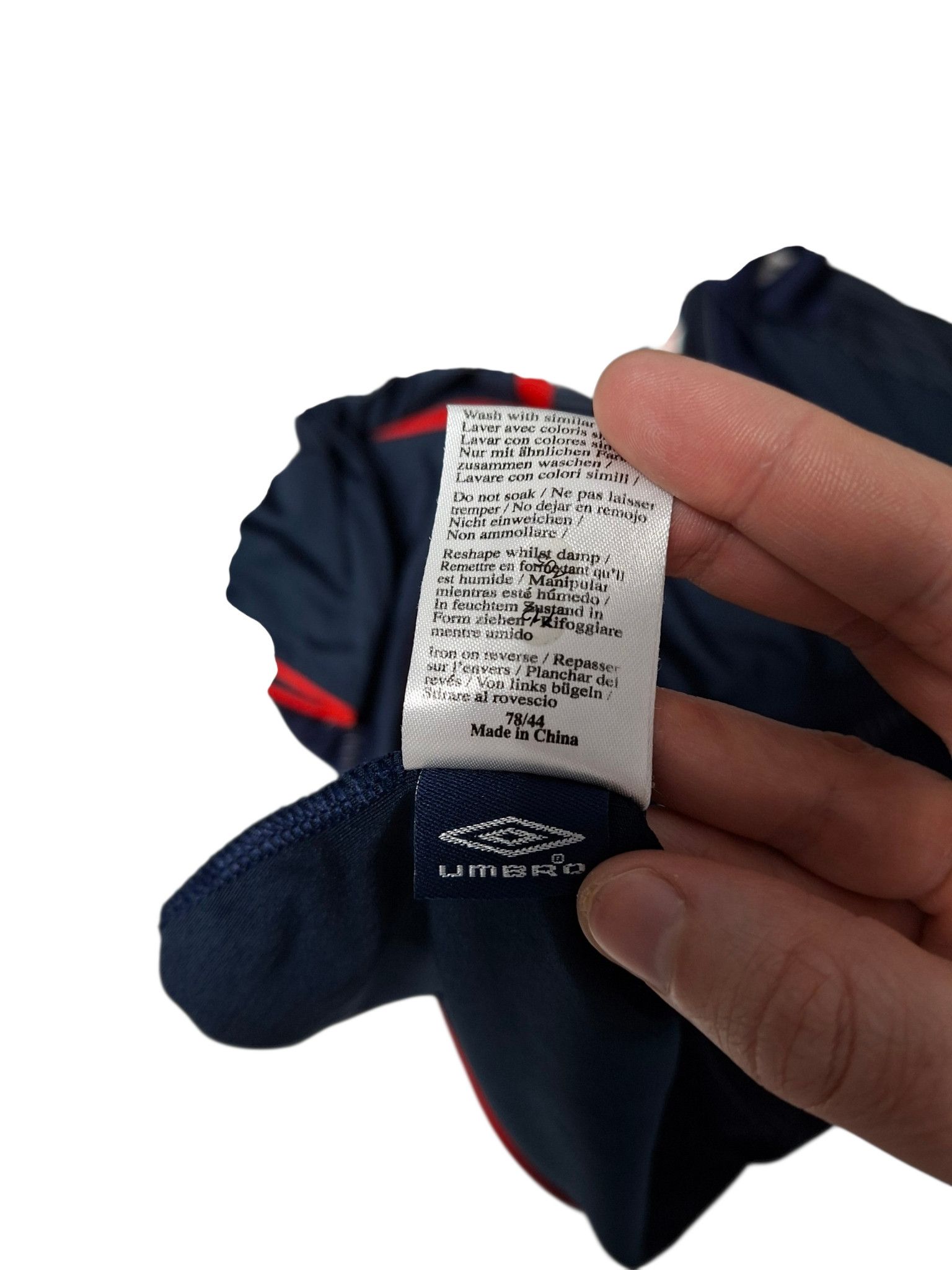 Umbro ENGLAND UMBRO VINTAGE 2004 SOCCER JERSEY Size US M / EU 48-50 / 2 - 4 Thumbnail