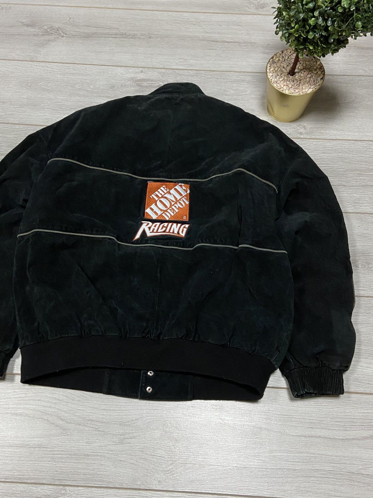 NASCAR Vintage NASCAR 90s The Home Deport Racing team jacket size L Size US L / EU 52-54 / 3 - 12 Thumbnail
