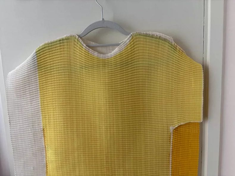 Issey Miyake Issey Miyake size:2 Yellow and white color-blocked design Size XS / US 0-2 / IT 36-38 - 3 Thumbnail