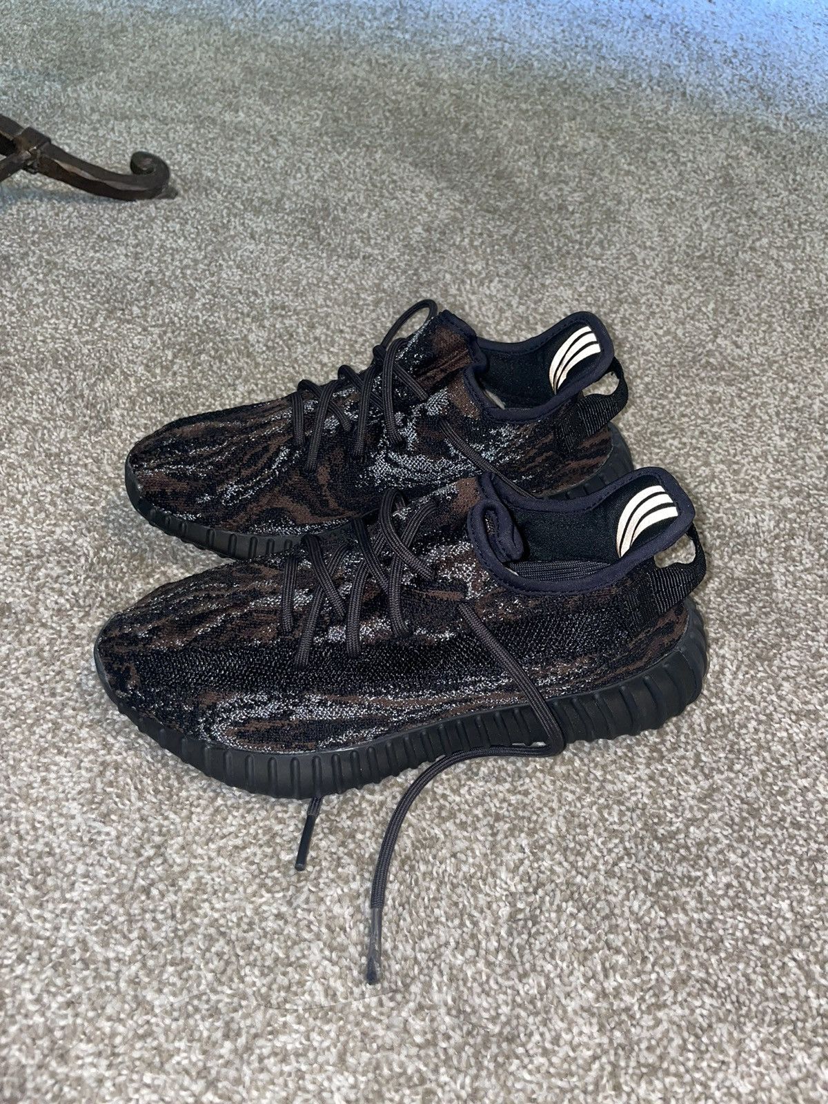 Adidas Adidas Yeezy 350 V2 MX rock running shoe Size US 6 / IT 36 - 6 Thumbnail