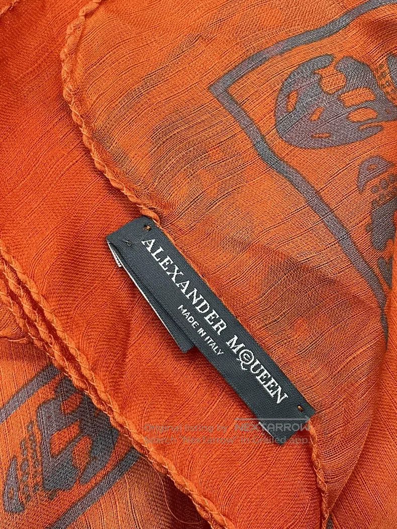 Alexander McQueen Alexander Mcqueen Orange skull printed scarf Size ONE SIZE - 6 Thumbnail
