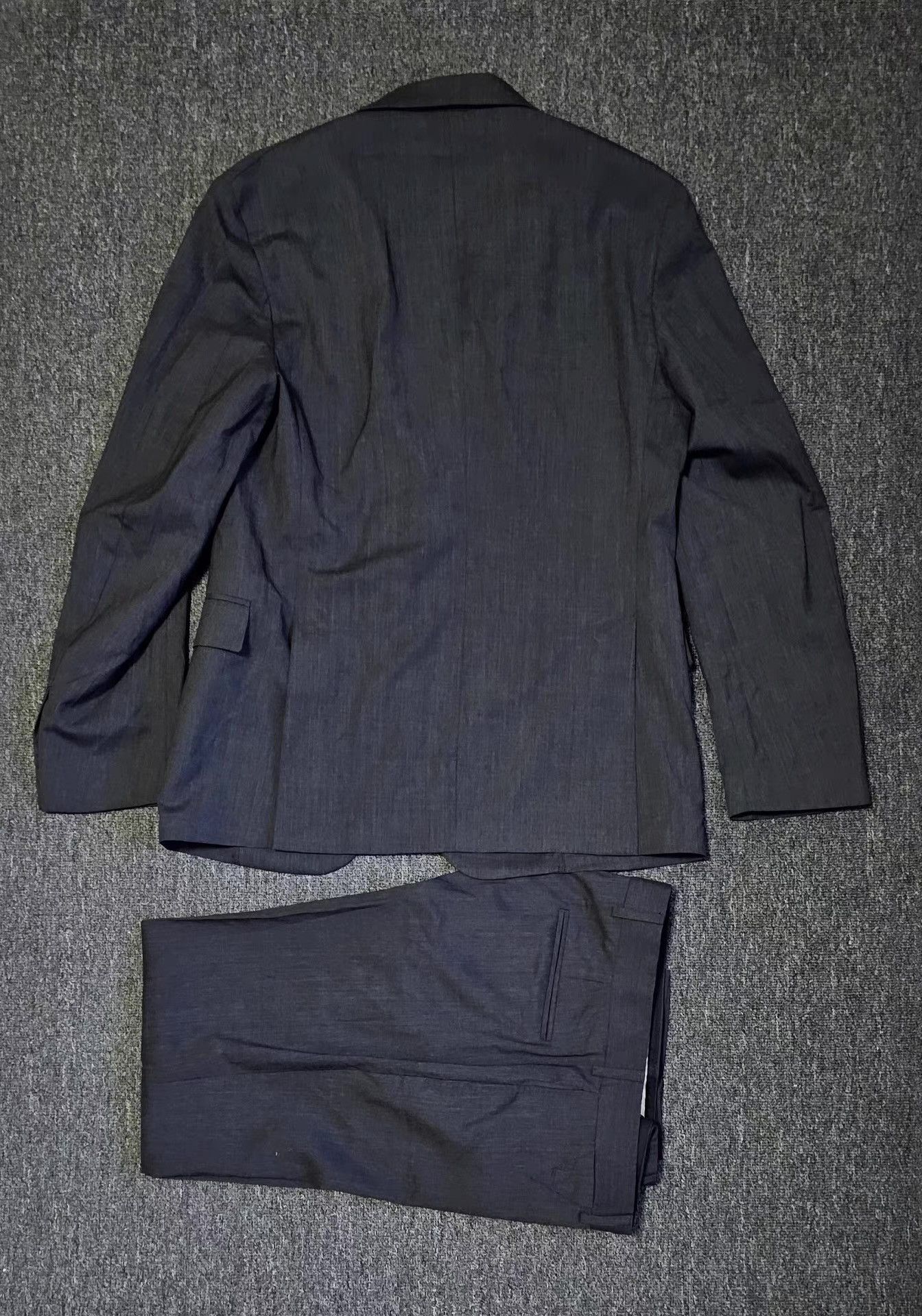 Versace Versace Men's Wool Suit Set. Size 52R - 2 Thumbnail