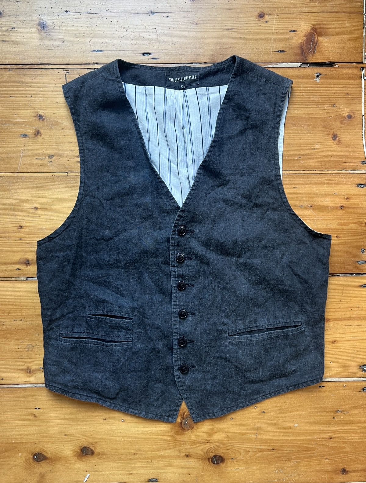 Ann Demeulemeester Ann Demeulemeester Men's Archive Wool Waistcoat, Anthracite Size US S / EU 44-46 / 1 - 1 Thumbnail