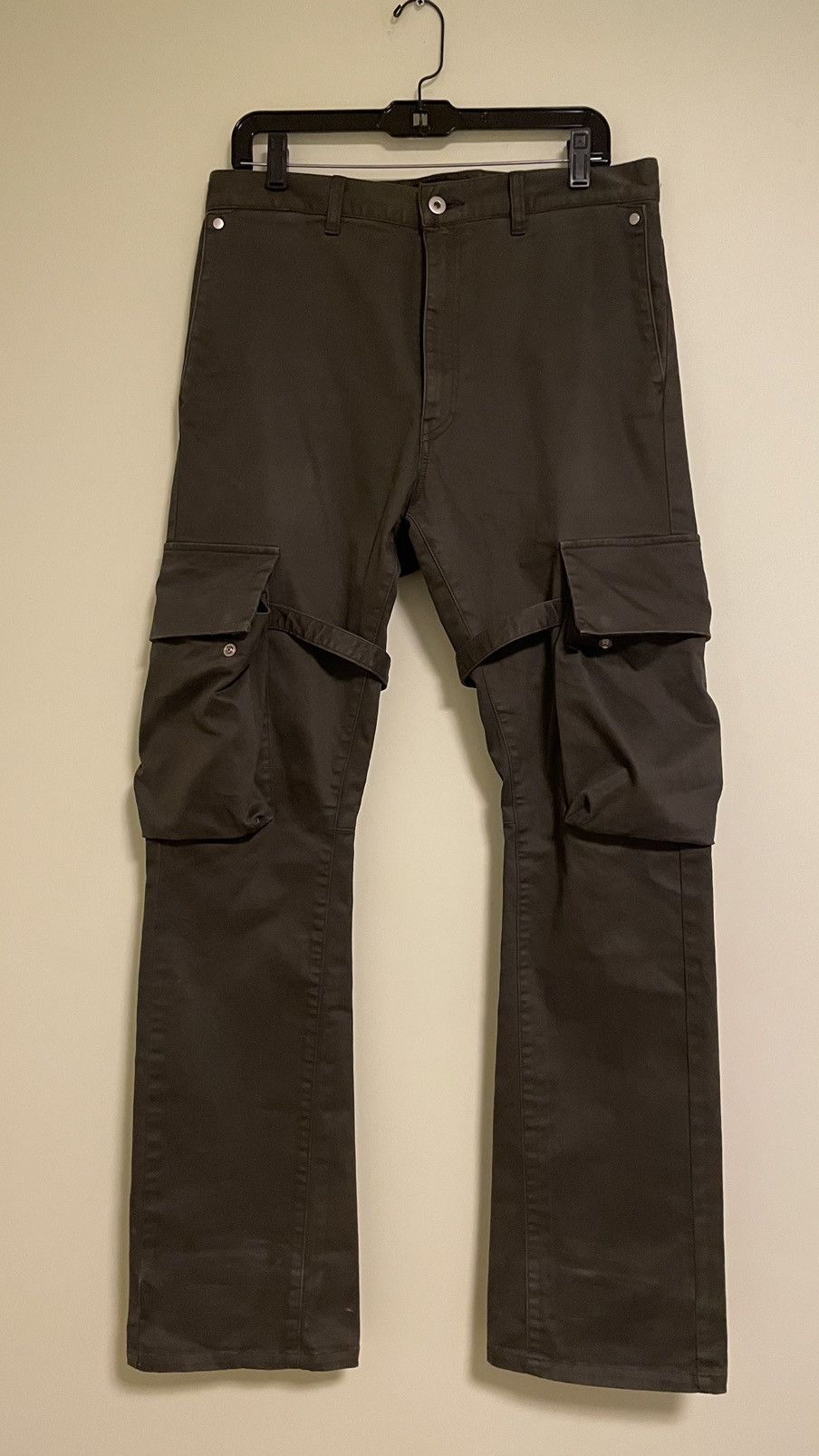 グ*ト様 VujaDe ISAAC TECH CHINO PANTS IN BL More in depth video on the Vuja De Issac Tech Chino Pants