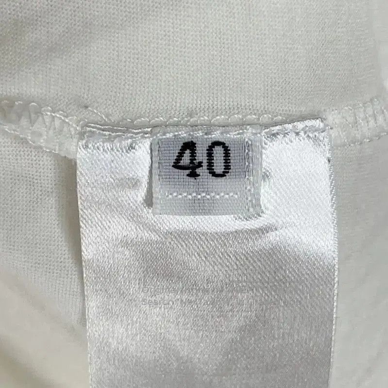 Balmain Balmain Women's White Cotton T-shirt . Size M / US 6-8 / IT 42-44 - 5 Thumbnail