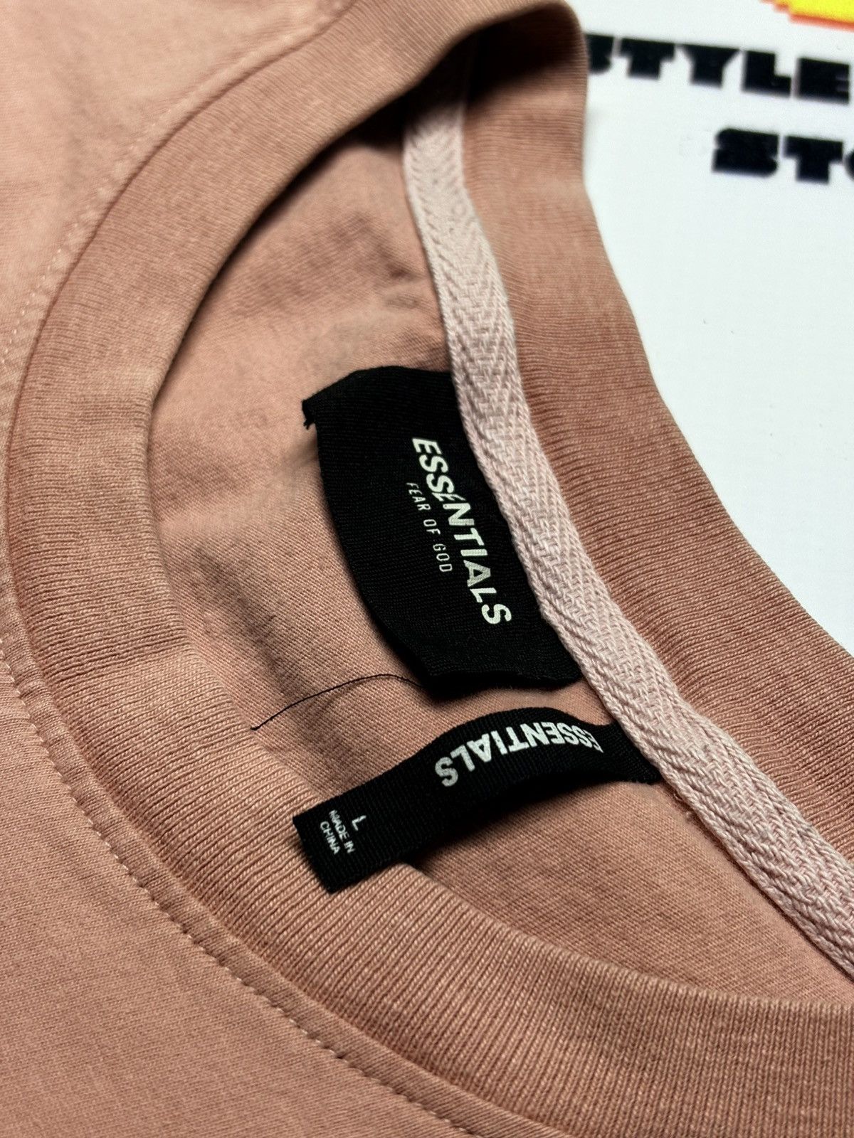 Essentials × Fear of God Essentials Fear Of God Pink Logo 3M Size US L / EU 52-54 / 3 - 6 Thumbnail