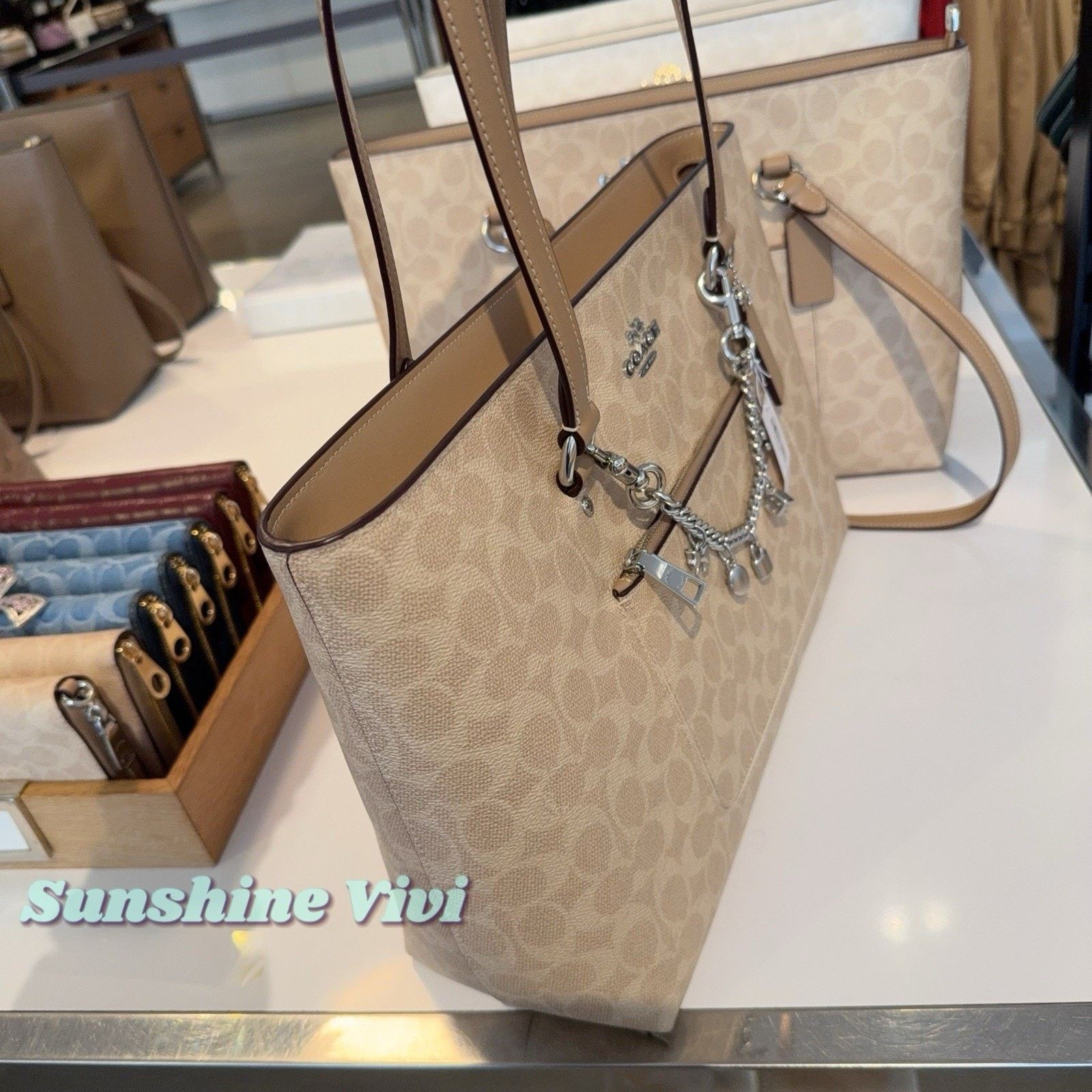 Coach NWT Bundle Coach Swagger Chain CBK40 CCD69 Station Tote Bag Size ONE SIZE - 12 Thumbnail
