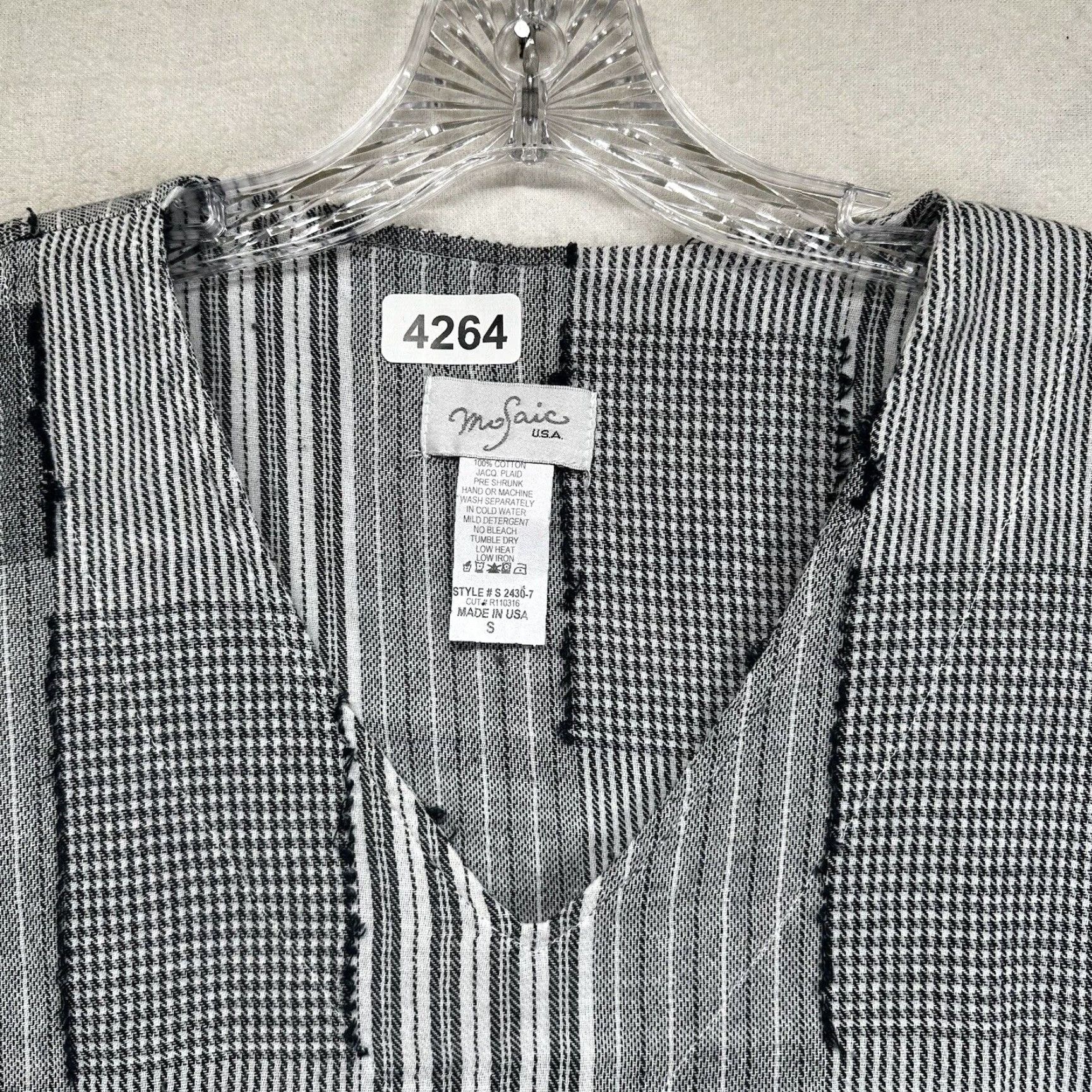 Vintage VINTAGE Mosaic USA Women's Tunic Top Small Black White Patchwork Cotton V-Neck 90s Oversized Science Theme Size S / US 4 / IT 40 - 2 Thumbnail