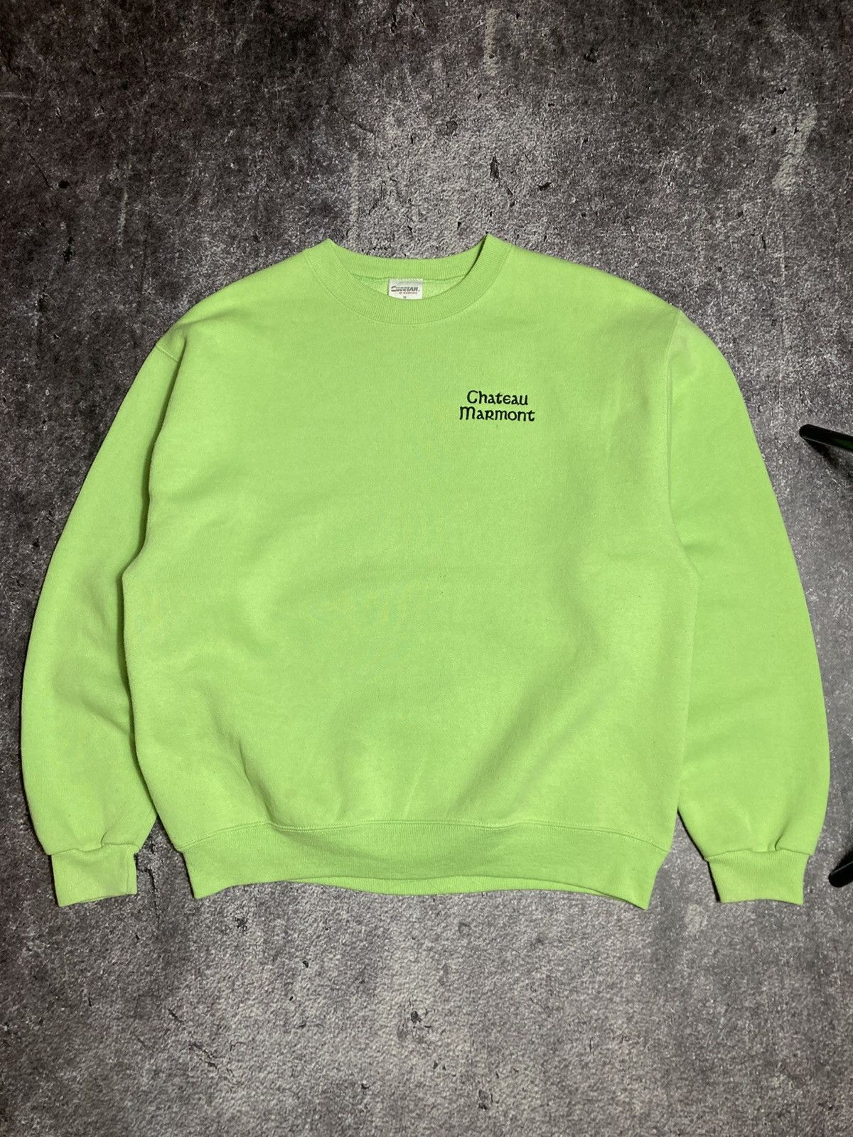 Vintage Vintage Chateau Marmont Embroidered Sweatshirt Green USA Size US XL / EU 56 / 4 - 1 Thumbnail