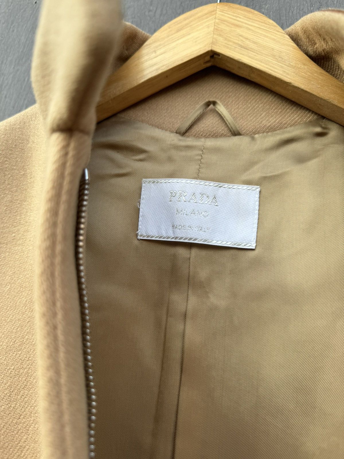 Prada Prada Vintage AW99 Camel Wool Jacket size 44 Size M / US 6-8 / IT 42-44 - 16 Thumbnail