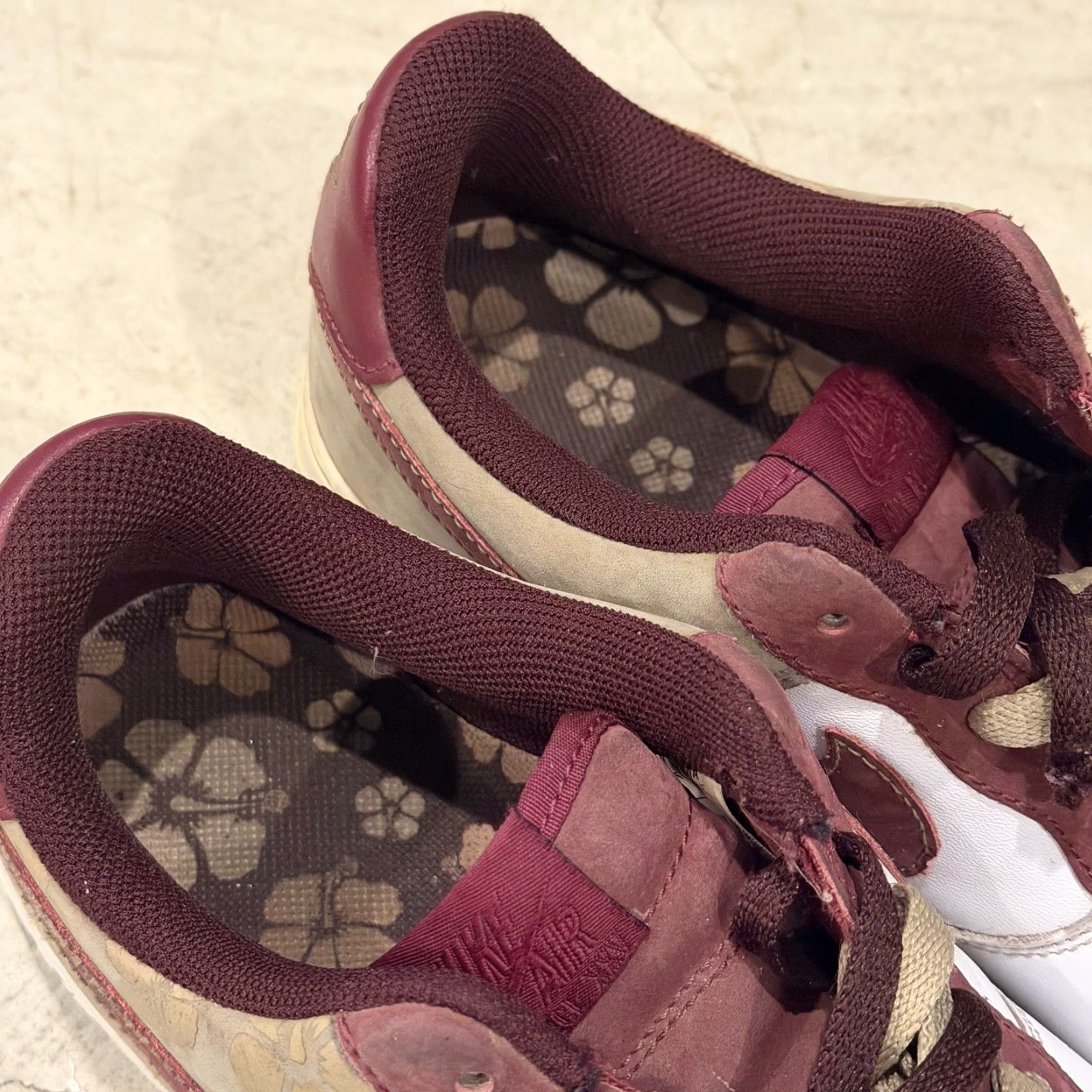 Nike VINTAGE Nike Air Force 1 82 Hawaii Flower Gold Maroon 315115-162 Womens 9.5 Sneakers Distress Size US 7 / IT 37 - 3 Thumbnail
