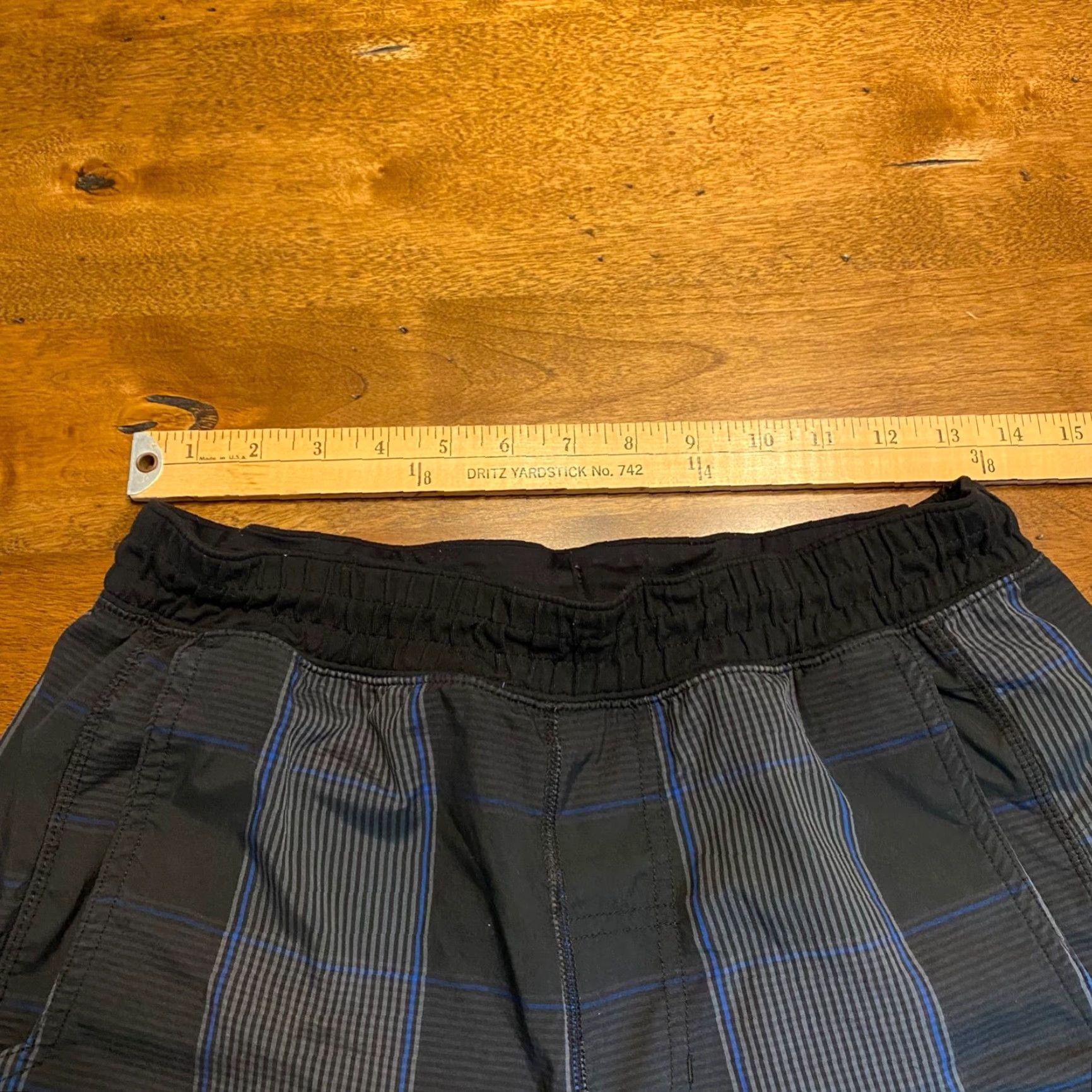 Lululemon Lululemon Shorts Mens Medium Gray Blue Black Workout 10.5" Inseam Regular Multicolor Polyester Blend Sweatpants? Size US 31 - 5 Thumbnail