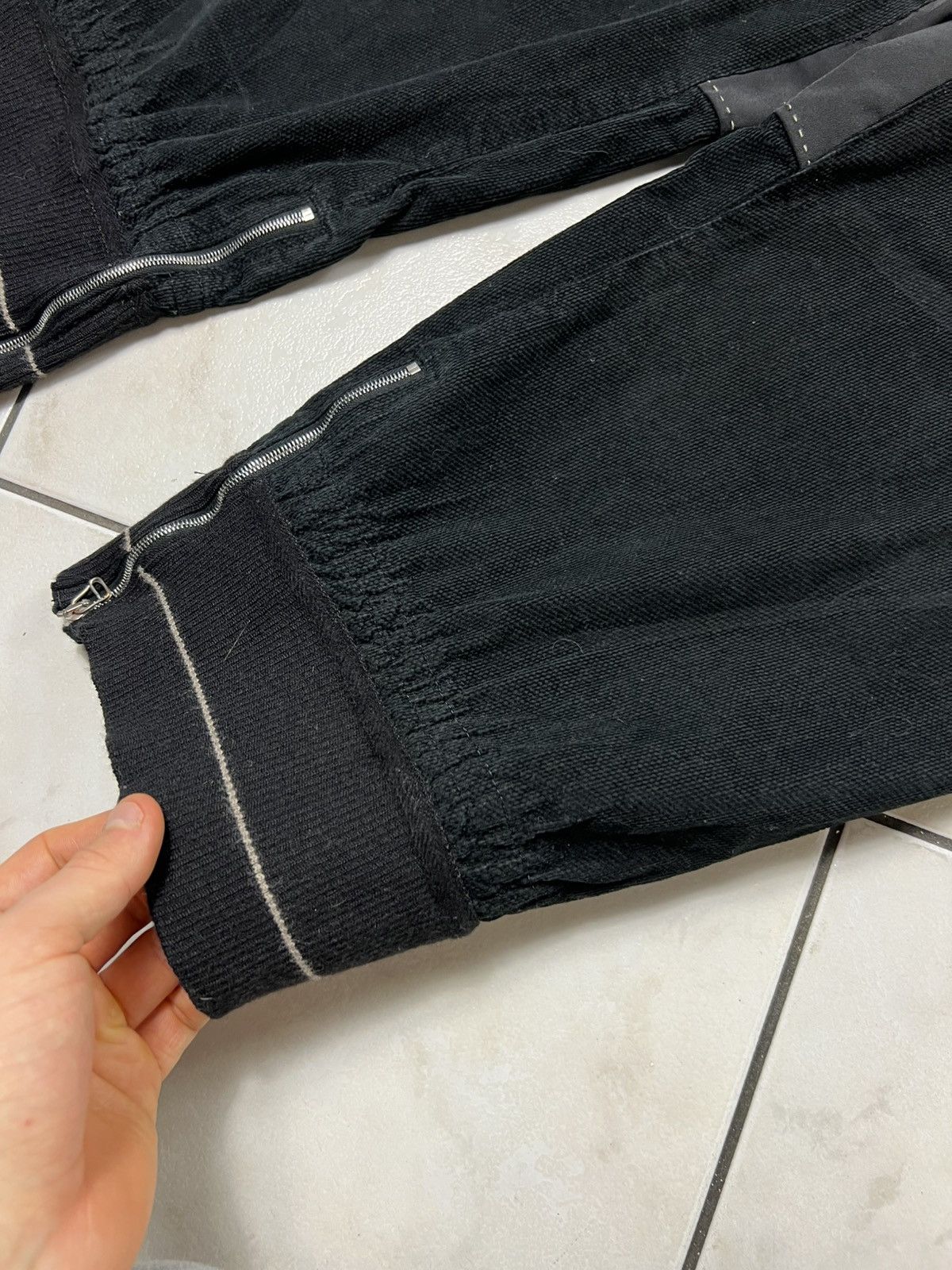 Marithe + Francois Girbaud Marithe + Francois Girbaud nylon y2k cargo pocket zip pants Size 27" / US 4 / IT 40 - 14 Thumbnail