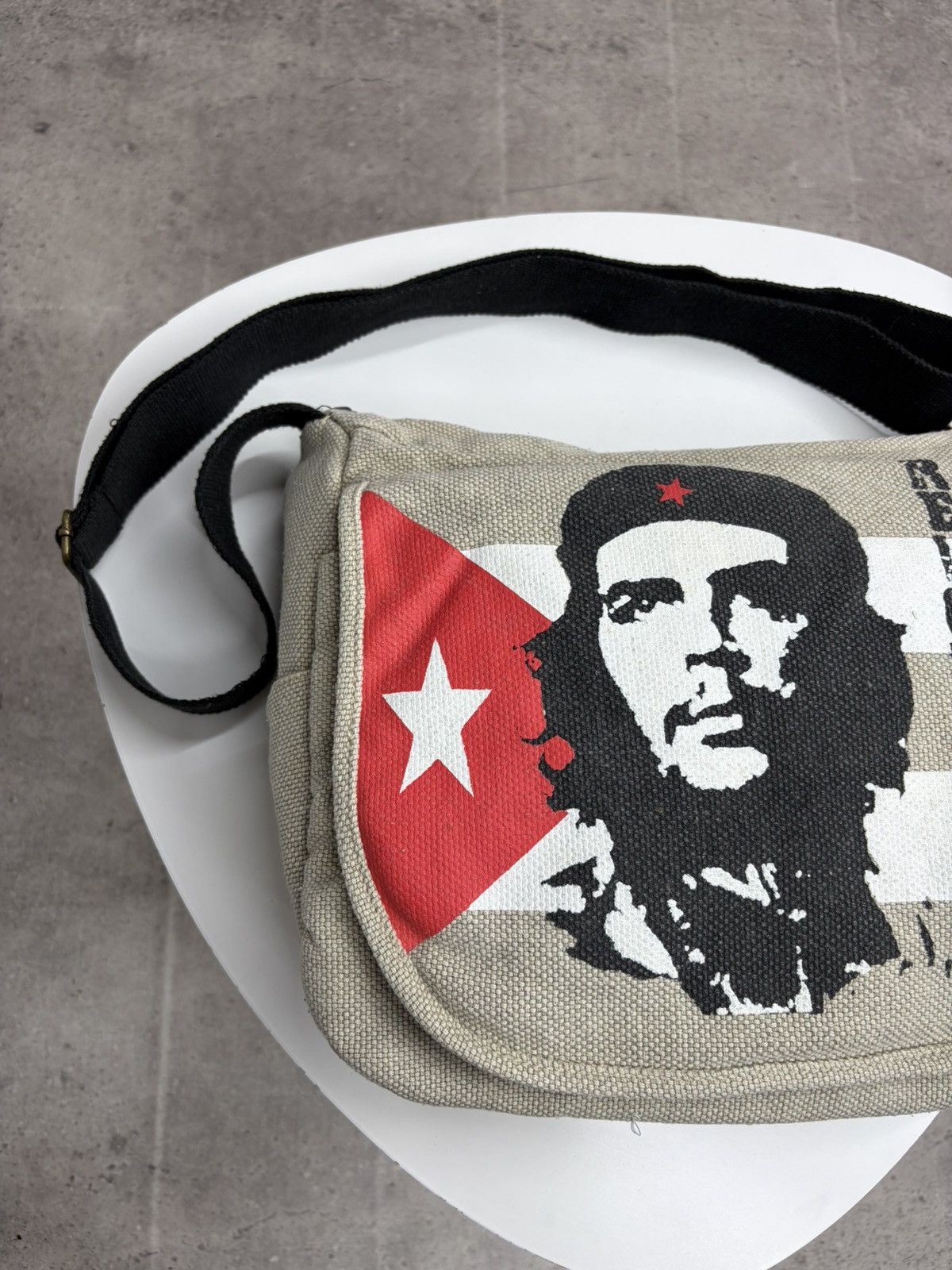 Diesel Vintage Che Guevara Revolution Messenger Shoulder Bag Army Size ONE SIZE - 2 Thumbnail