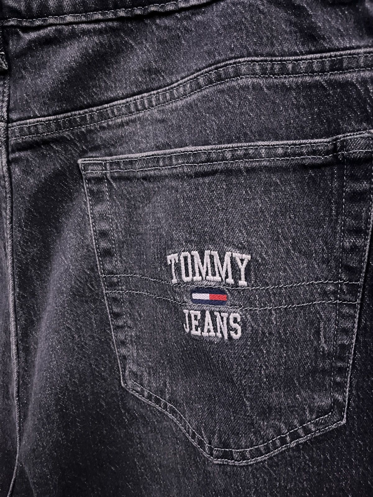 Tommy Jeans TOMMY HILFIGER BAGGY JEANS Size US 40 / EU 56 - 3 Thumbnail