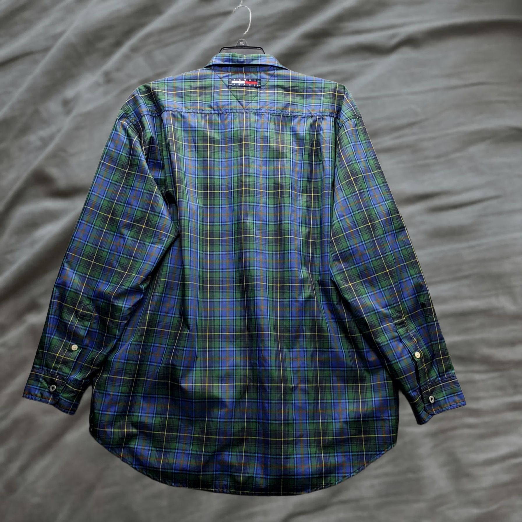 Tommy Hilfiger Tommy Hilfiger Shirt Men L Multi Plaid Water Resistant Long Sleeve Button-Up Size US L / EU 52-54 / 3 - 1 Thumbnail