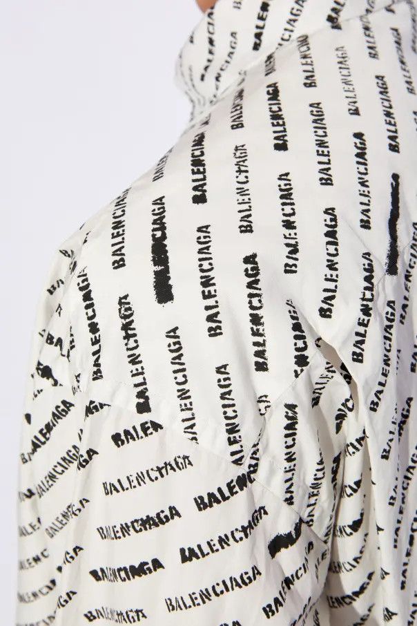 Balenciaga o1bcso1str0625 Stencil Allover Shirt Large Fit White/Black Size US M / EU 48-50 / 2 - 5 Thumbnail
