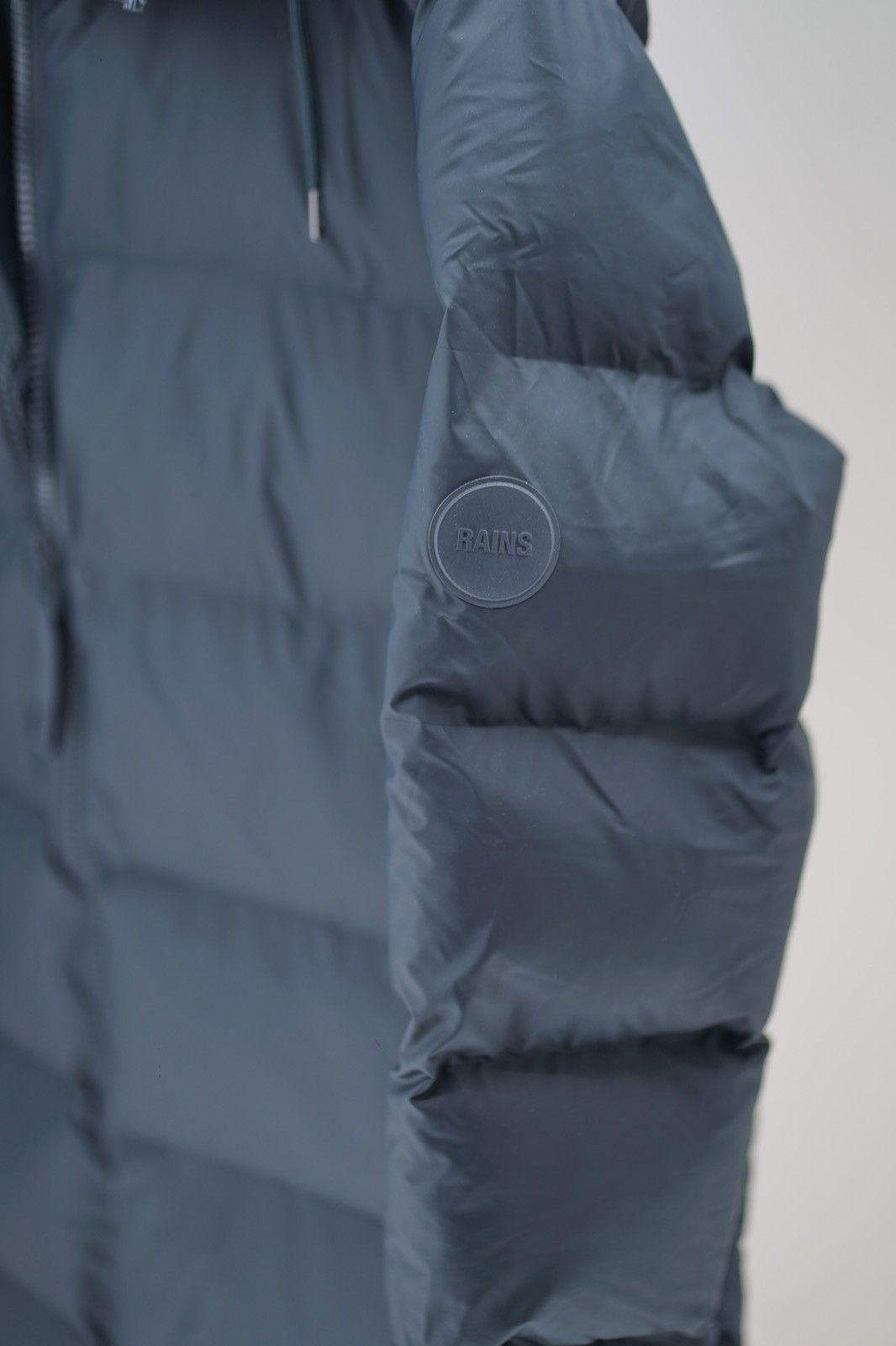 Rains Alta Waterproof Long Hooded Puffer Coat Size US M / EU 48-50 / 2 - 6 Thumbnail