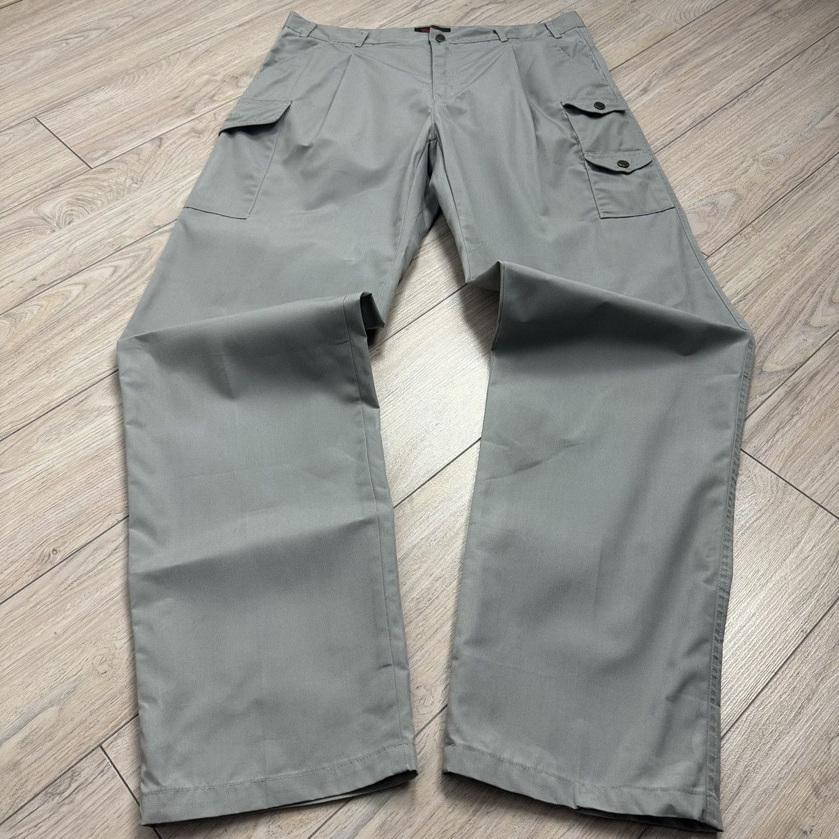 Fjallraven Vintage Fjallraven Y2K Nylon Polyester Grey Light Pants Size US 35 - 1 Thumbnail