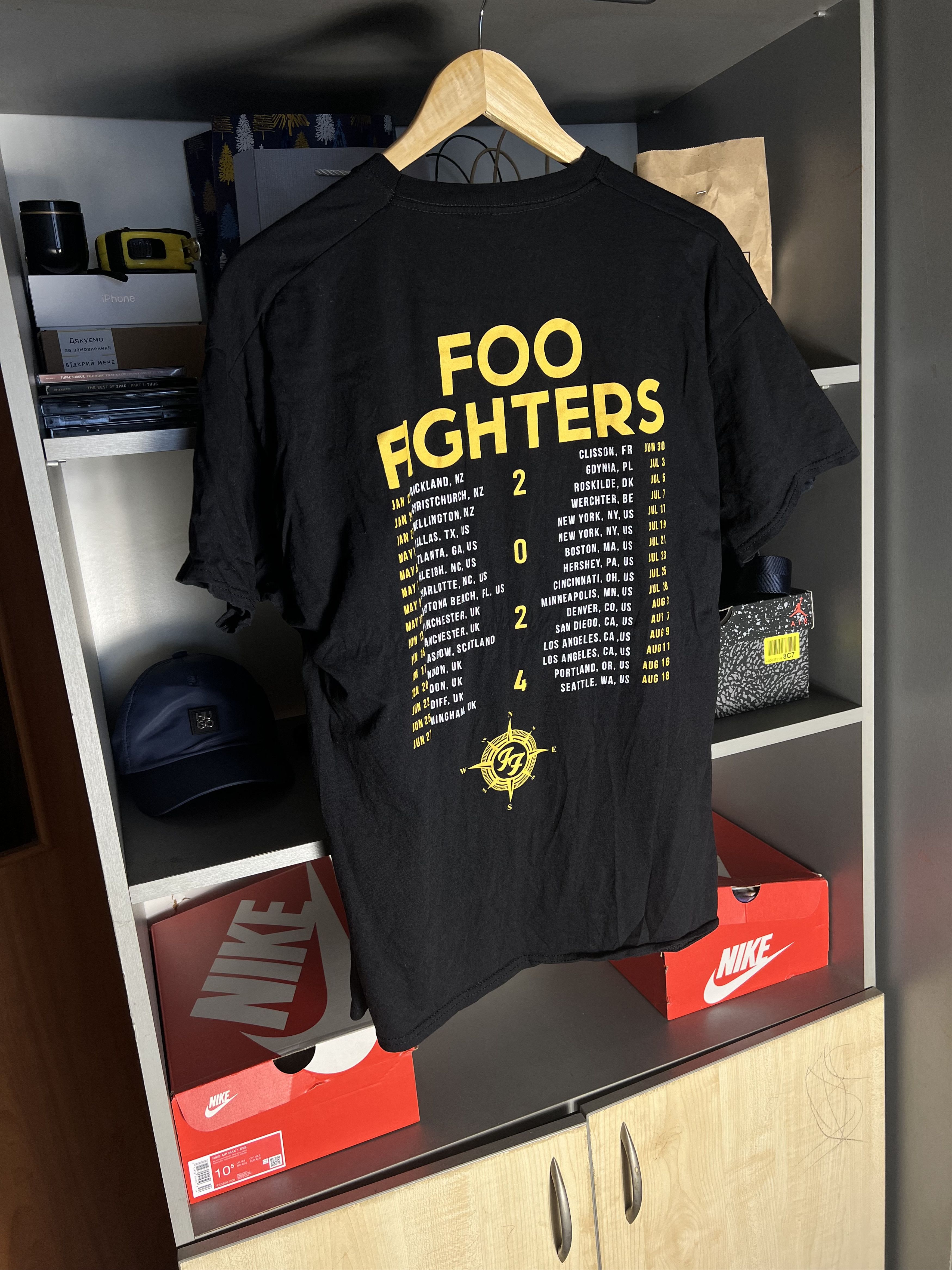Band Tees Vintage Foo Fighters Rock Tour T-shirt Metal Punk Y2K 90s Size US XL / EU 56 / 4 - 4 Thumbnail