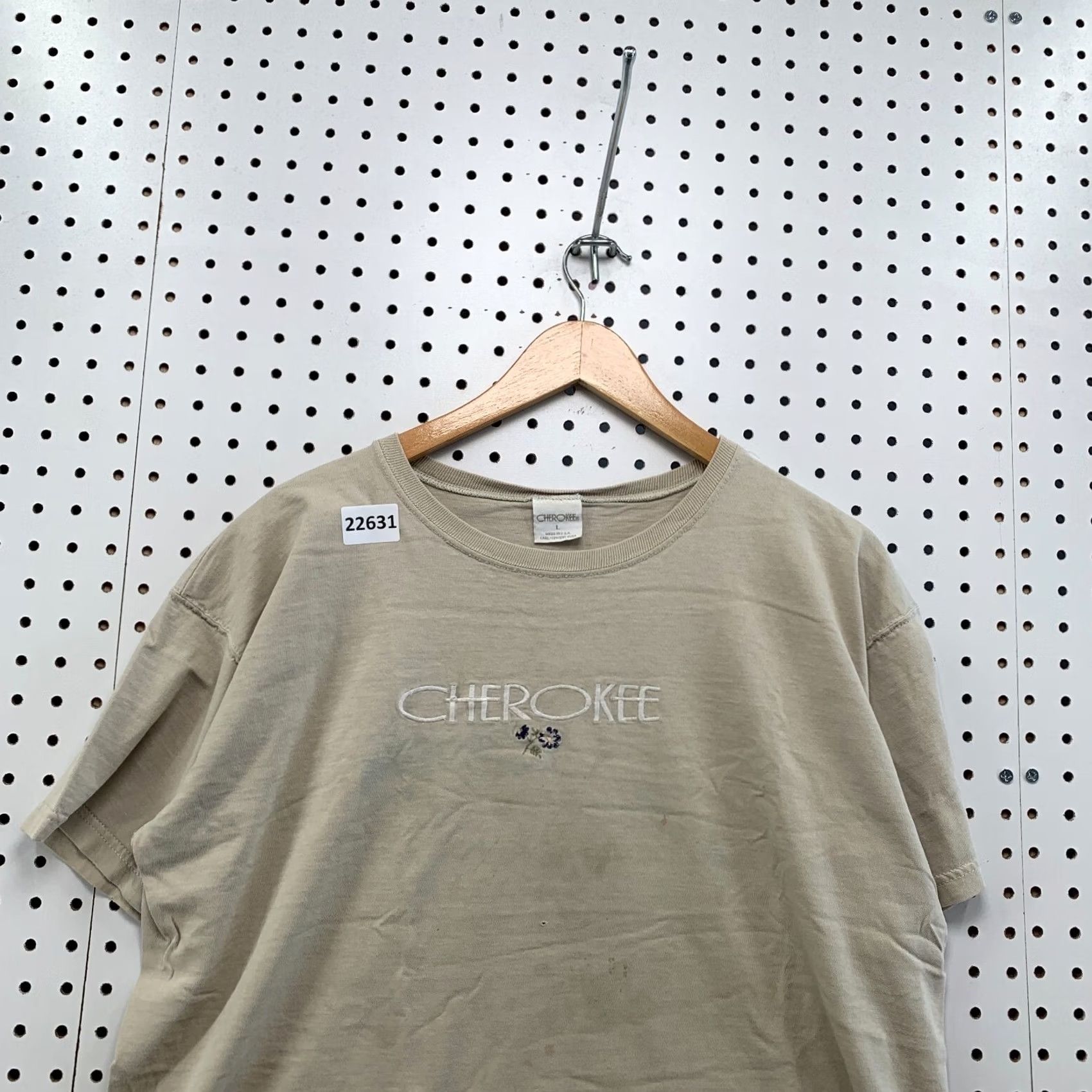 Cherokee VINTAGE Cherokee Shirt Tan Womens Large Embroidered Floral USA MADE Size L / US 10 / IT 46 - 2 Thumbnail