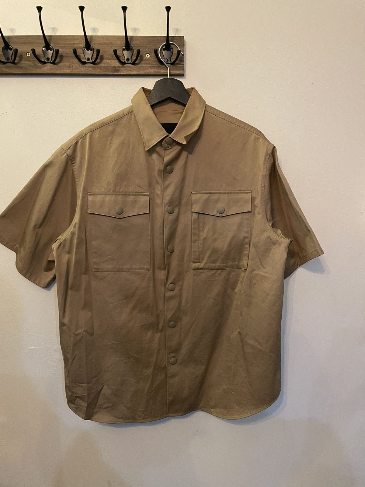 Prada PRADA CARGO LOGO SHORT SLEEVE BUTTON UP Size US M / EU 48-50 / 2 - 1 Thumbnail