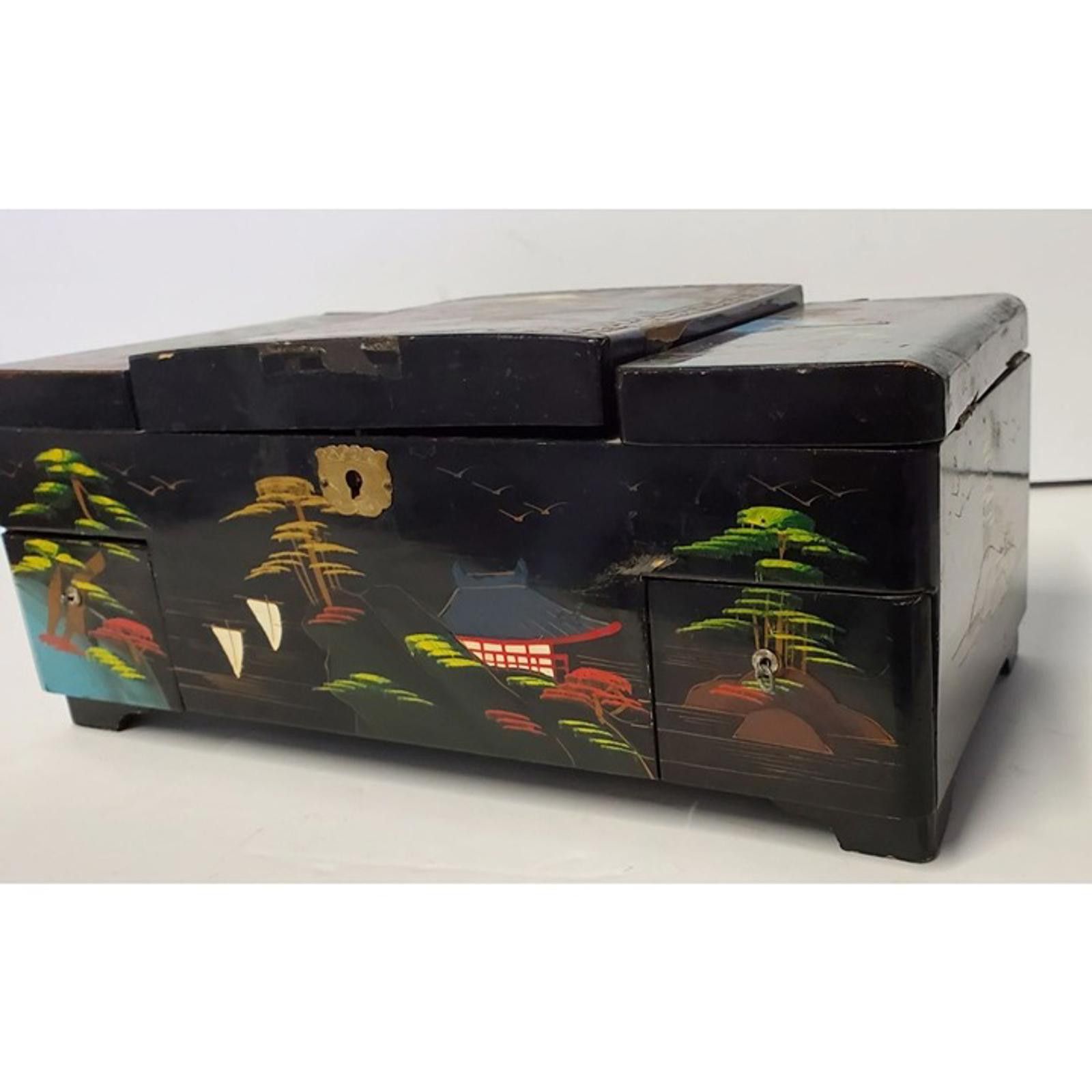 Other Vtg 1940s Black Lacquered Jewelry/Music Box Made in Japan Size ONE SIZE - 2 Thumbnail
