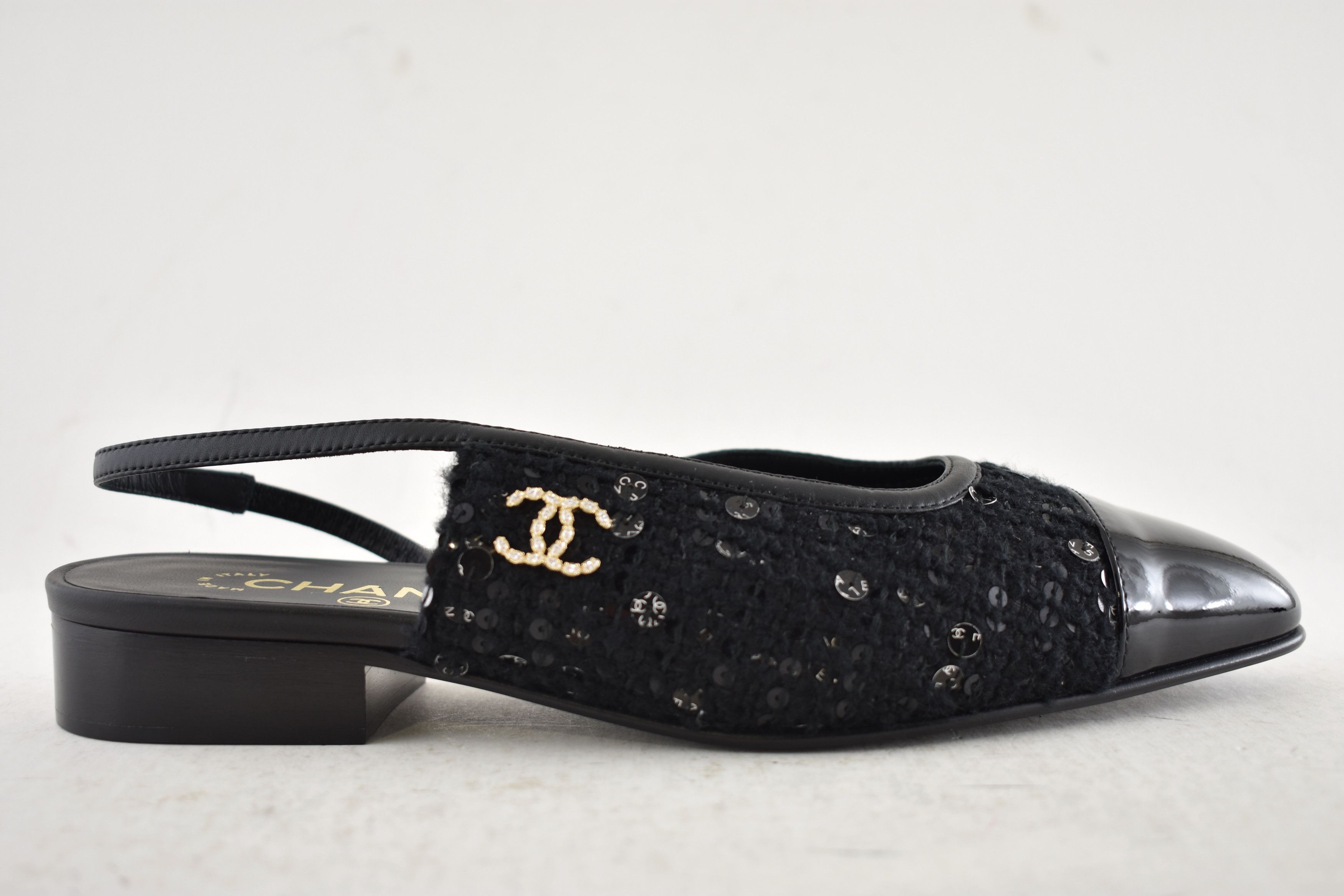 Chanel Chanel 24K Black Tweed CC Logo Slingback Ballet Flat 37 Size US 7 / IT 37 - 2 Thumbnail