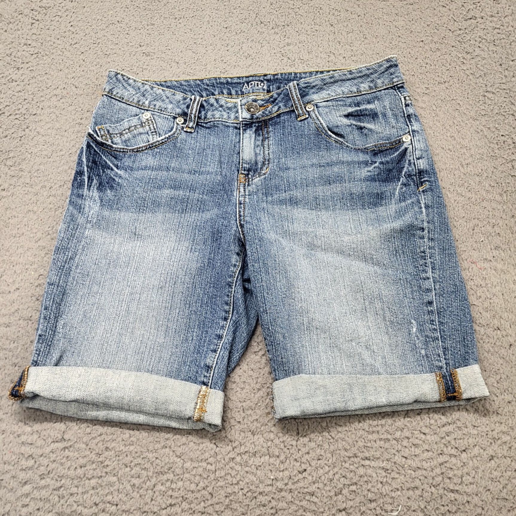 Apt. 9 Apt. 9 Shorts Denim Blue Women's Size 10 Bermuda Distressed Cuffed Casual 90s Size 32" / US 10 / IT 46 - 3 Thumbnail