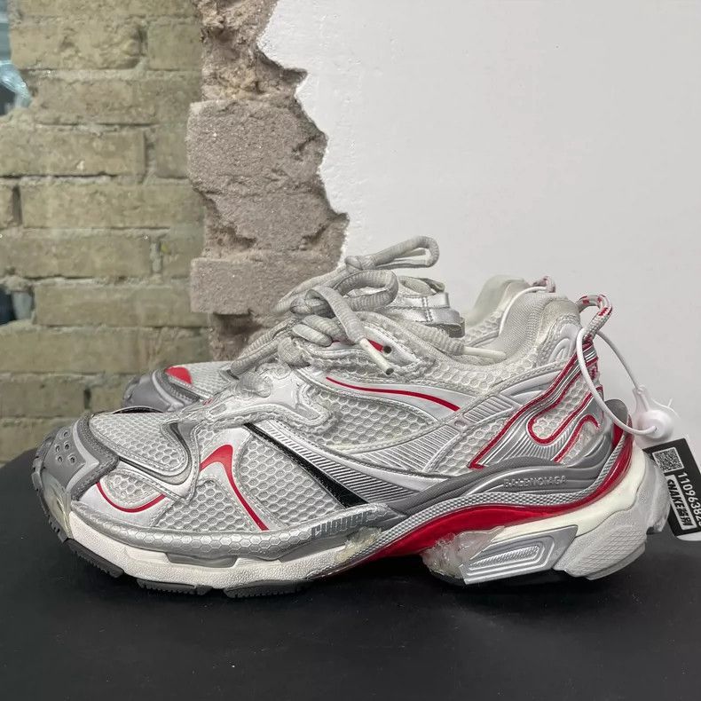 Balenciaga Balenciaga Runner 2.0 Dad Sneakers Size 41-2505 Size US 8 / EU 41 - 2 Thumbnail