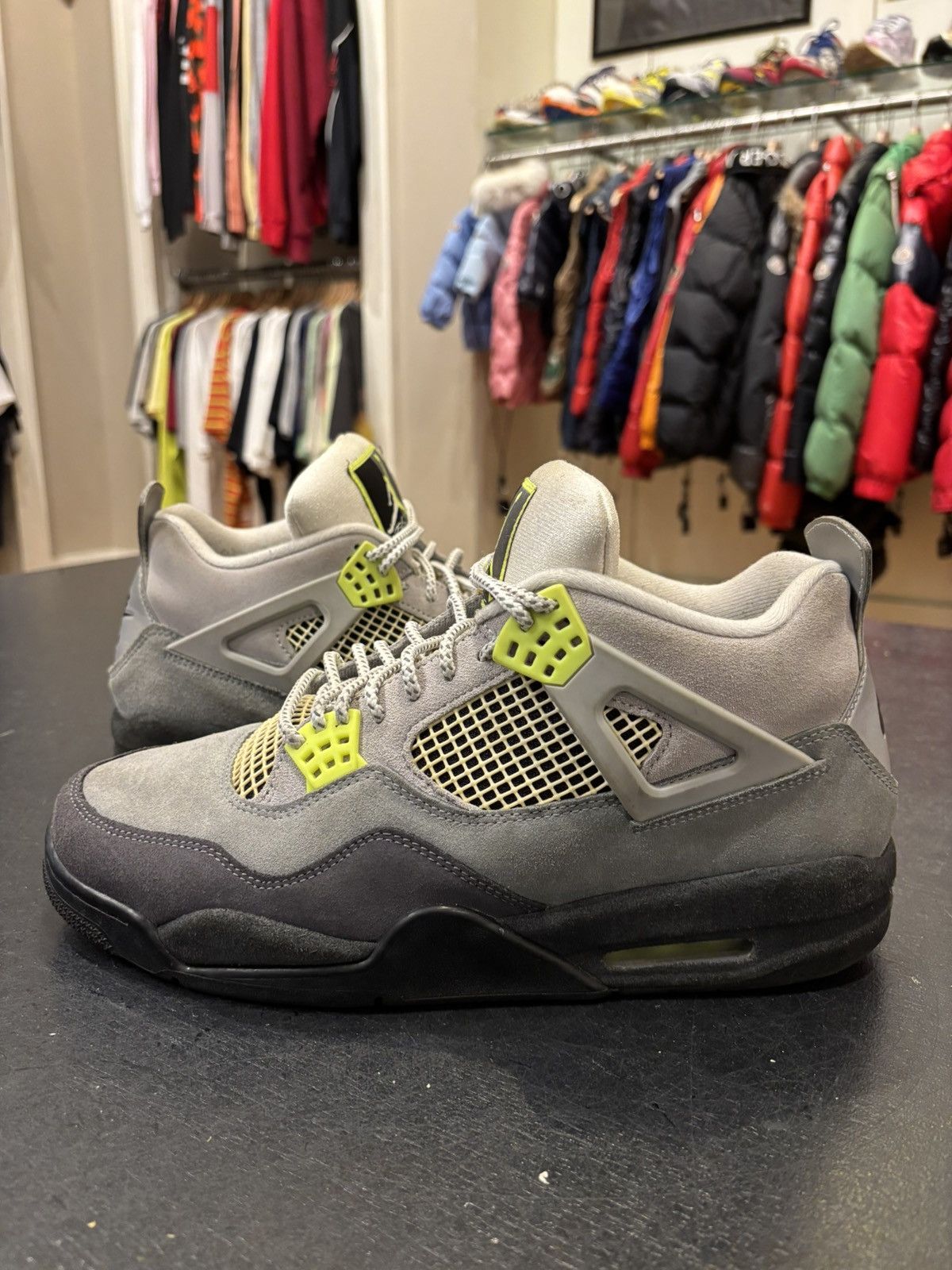 Jordan 4 Retro ‘SE 95 Neon’