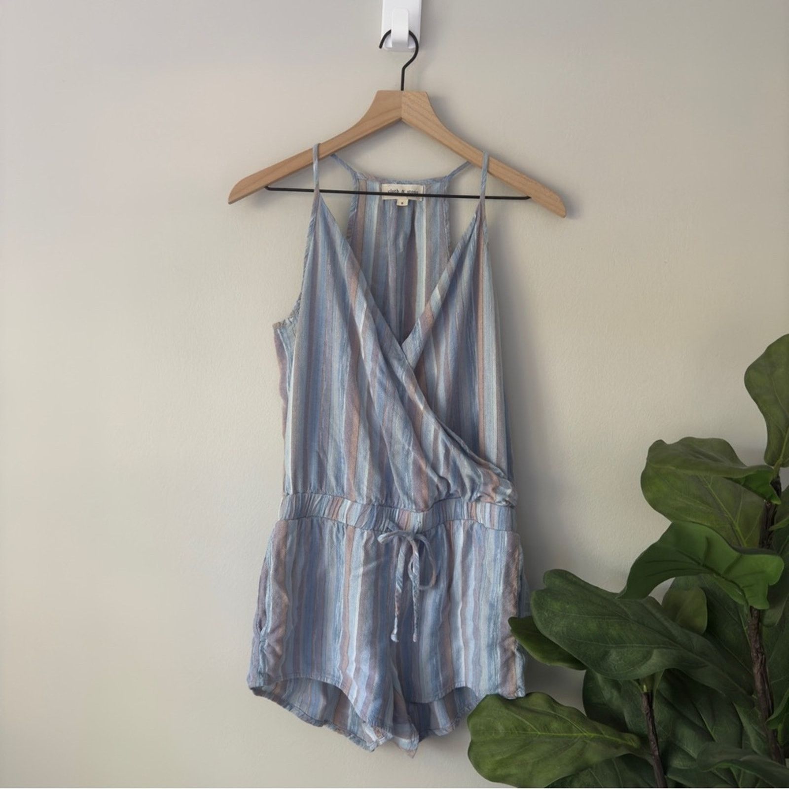 Anthropologie Anthropologie Cloth & Stone Striped Romper Spaghetti Strap S Size 27" / US 4 / IT 40 - 1 Thumbnail