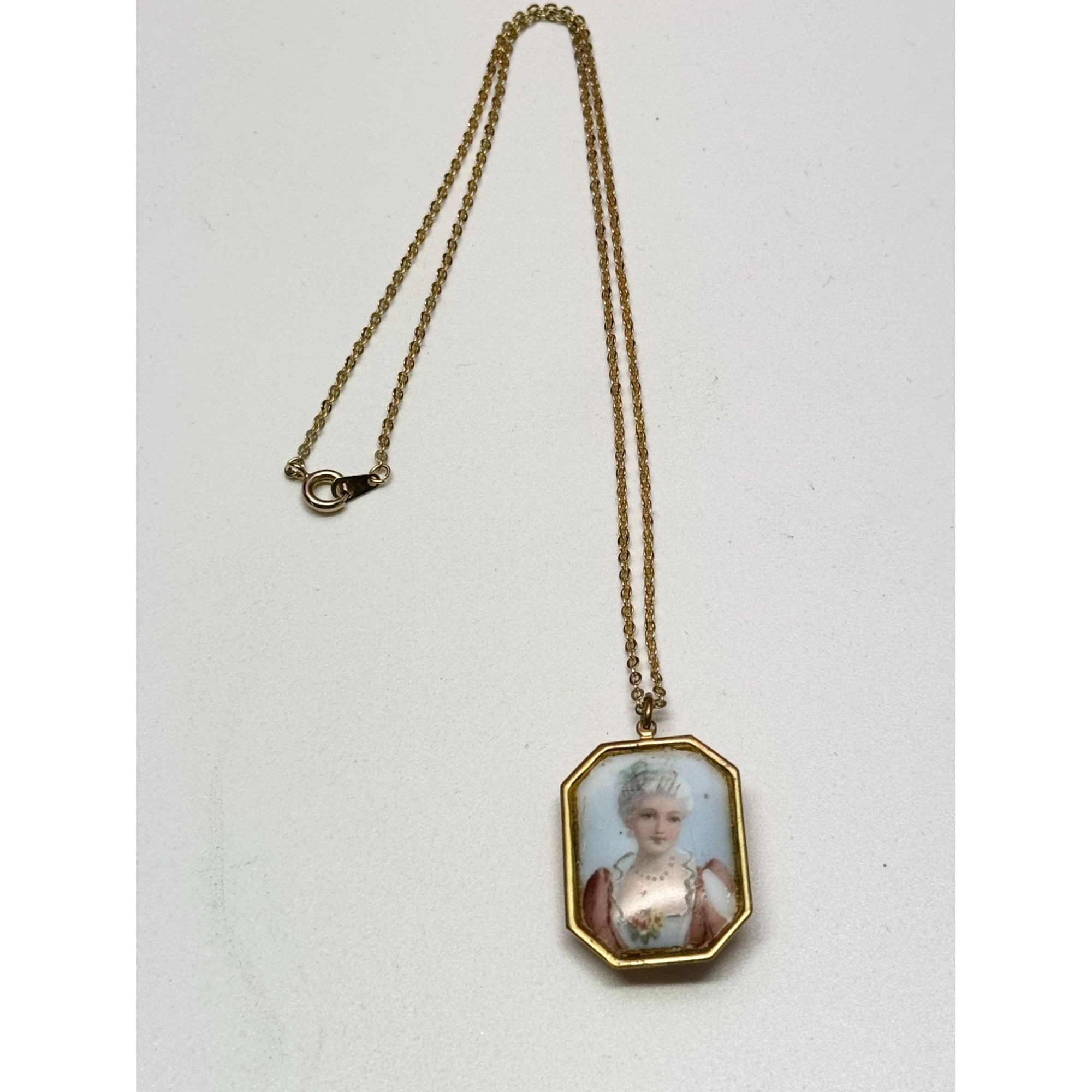 Vintage Vintage painted portrait charm necklace Size ONE SIZE - 3 Thumbnail