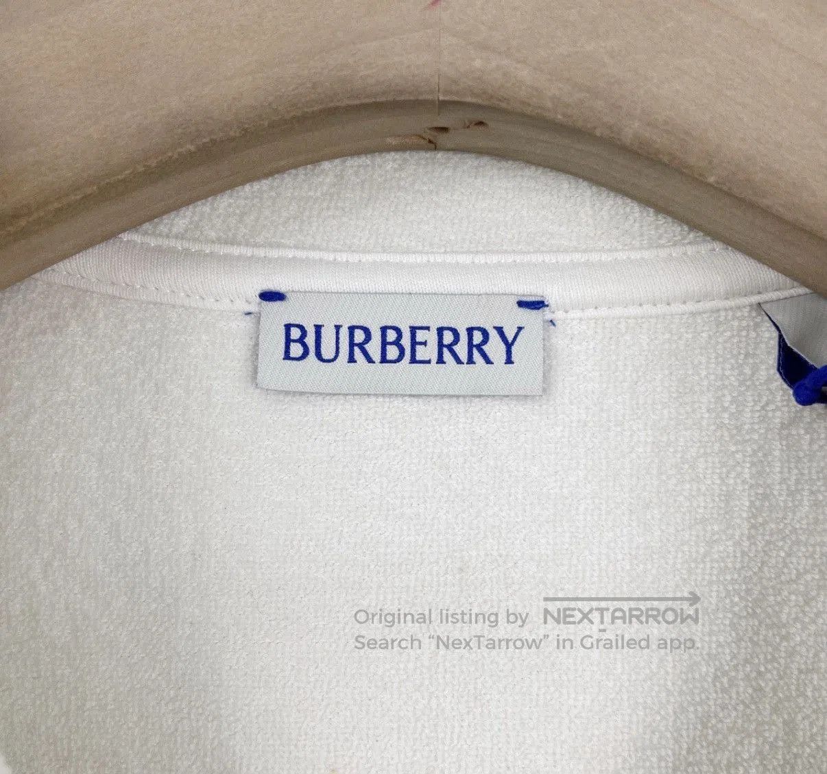 Burberry White Short Sleeve Button-Up Shirt with Emblem. Size US M / EU 48-50 / 2 - 5 Thumbnail