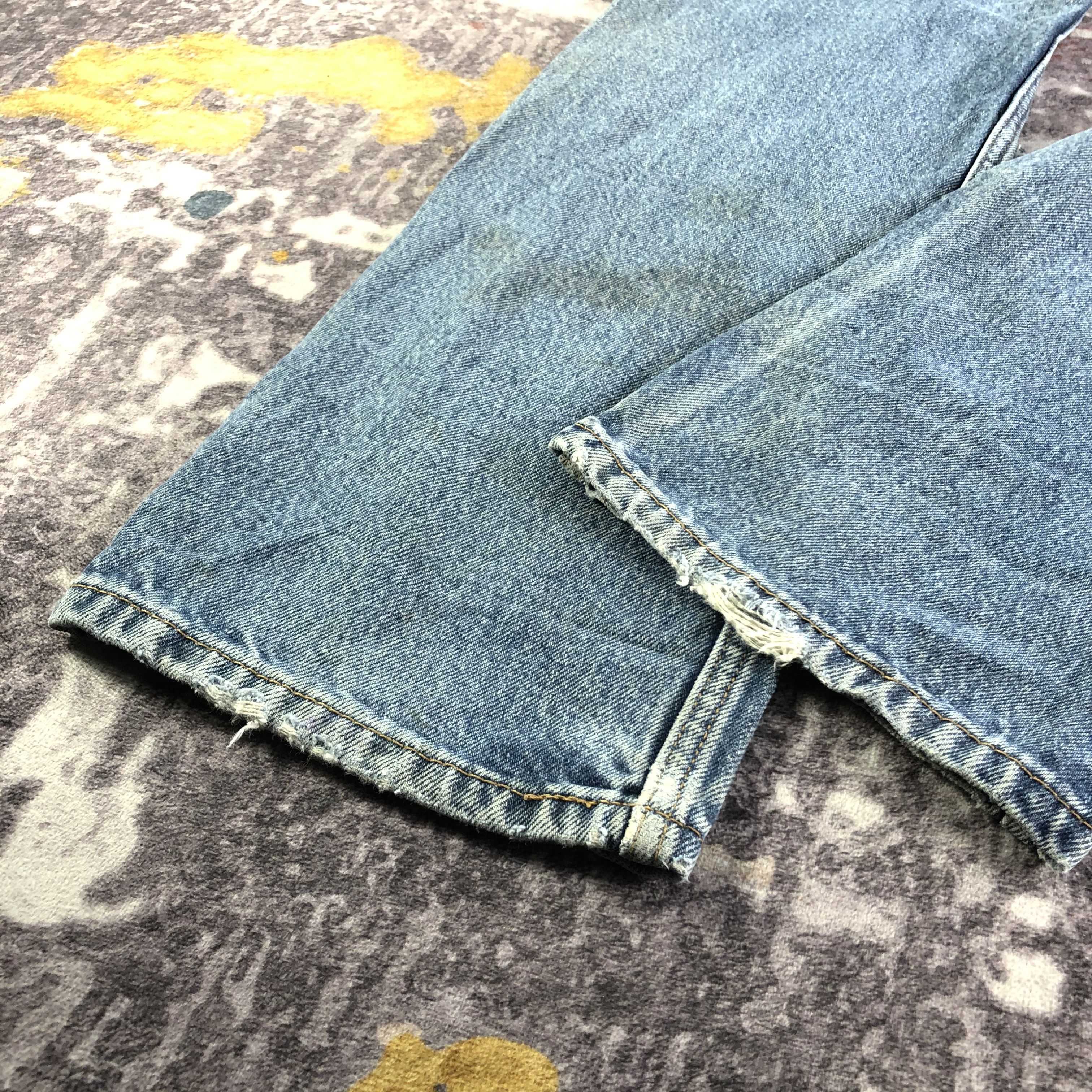 Levi's × Vintage Vintage Distress Levis 505 Jeans-JM3429 Size US 35 - 4 Thumbnail