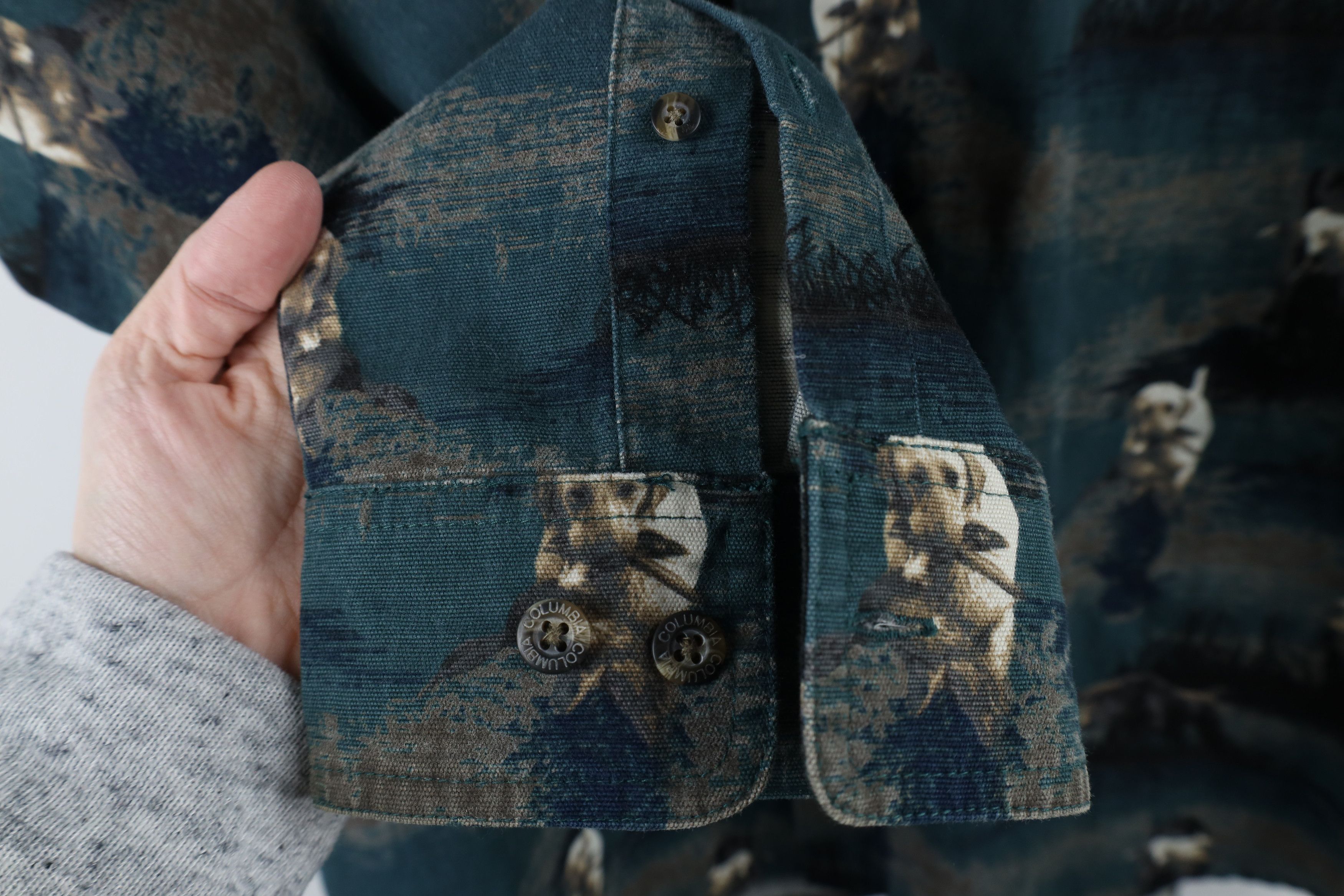 Columbia × Vintage Vintage Columbia Hunting All Over Print Button Down Shirt Size US L / EU 52-54 / 3 - 8 Thumbnail