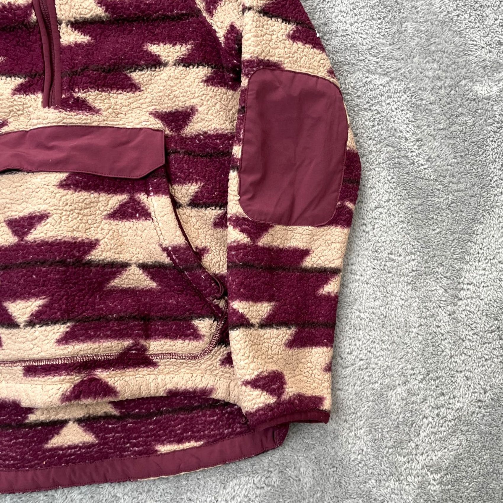 The North Face VINTAGE The North Face Jacket Women Small Red Sherpa Fleece Coat Pullover Hoodie Aztec Print Size S / US 4 / IT 40 - 5 Thumbnail
