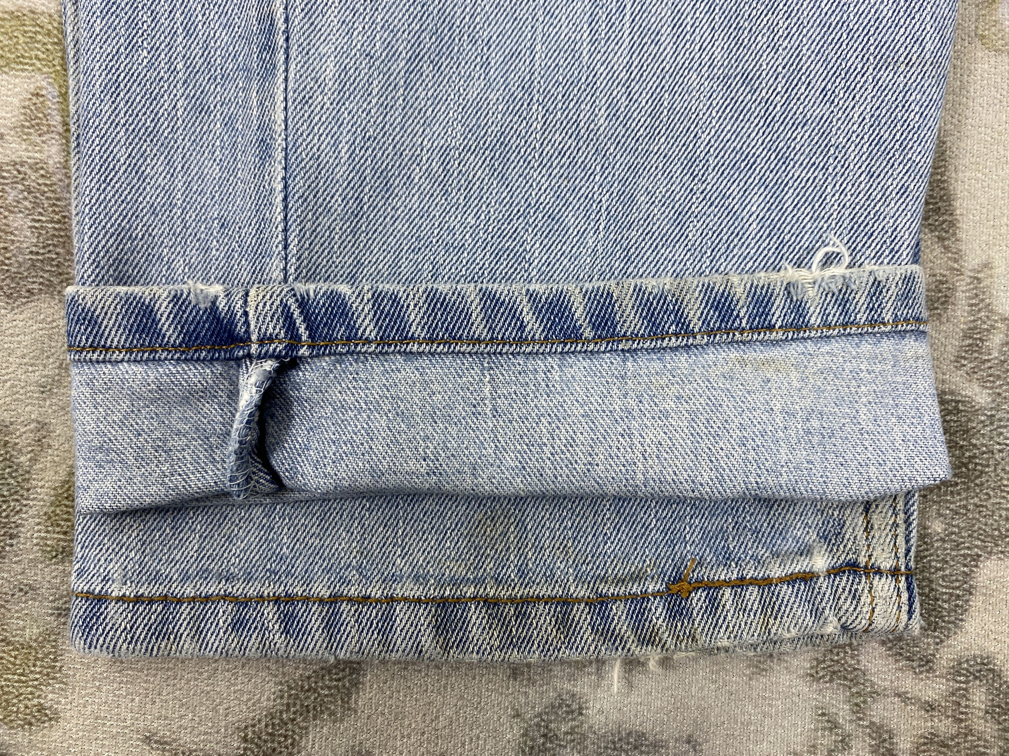 Levi's Light Blue Wash Vintage Levi's 550 34x29.5 Denim -JN1891 Size US 34 / EU 50 - 13 Thumbnail