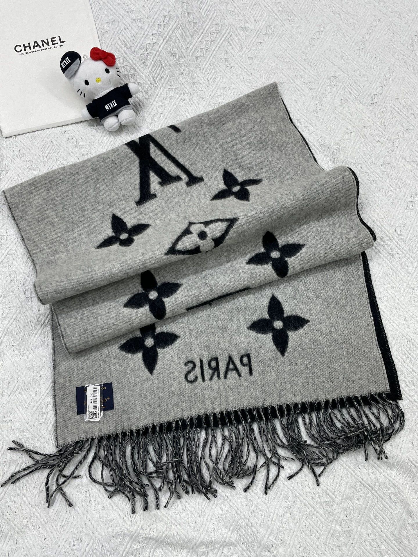 Louis Vuitton LV Black & Gray Colorblock Double Monogram Wool Scarf Size ONE SIZE - 2 Thumbnail