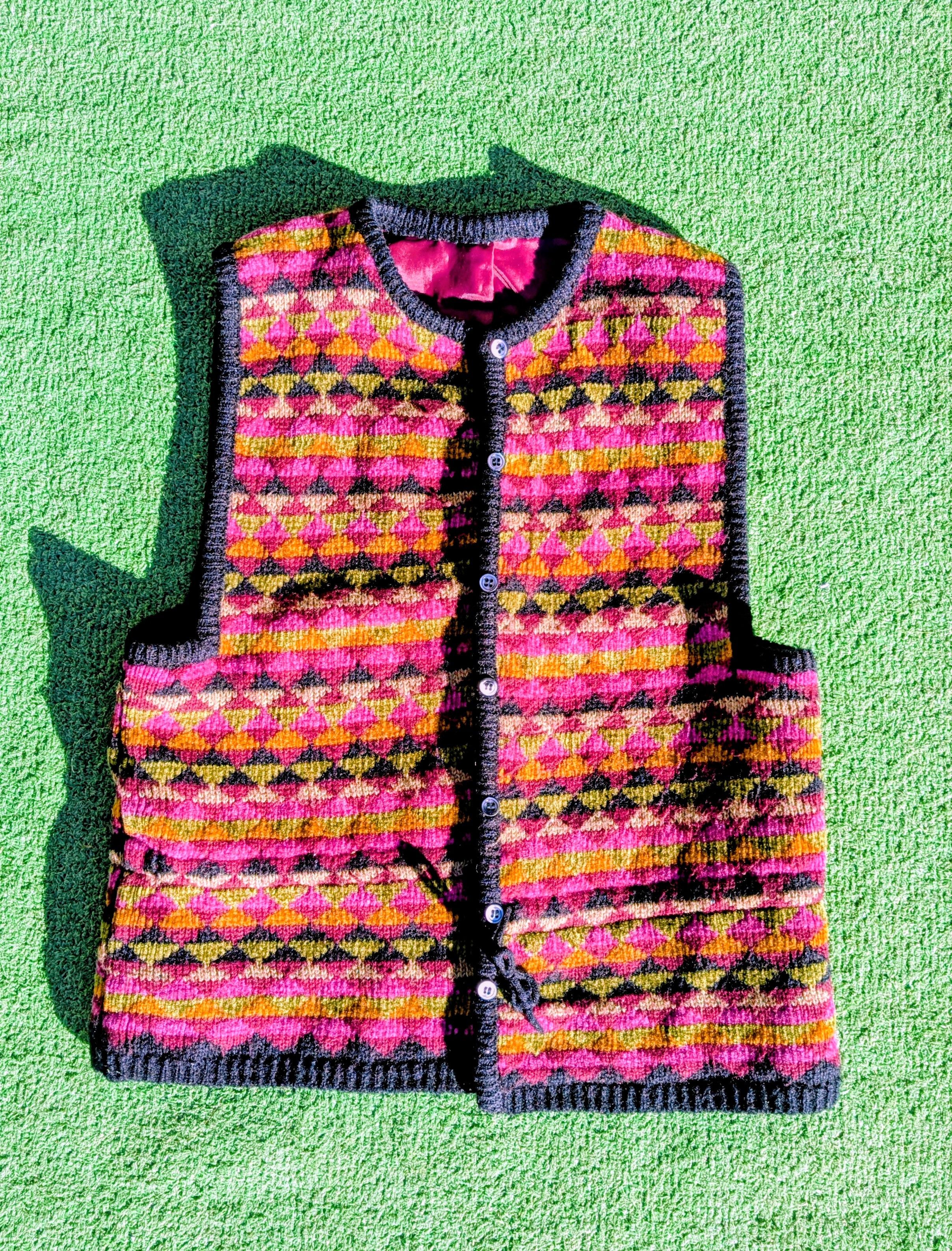 Other Vintage Lilac Fair Isle Petite Wool Button Knit Sweater Vest Size S / US 4 / IT 40 - 5 Thumbnail
