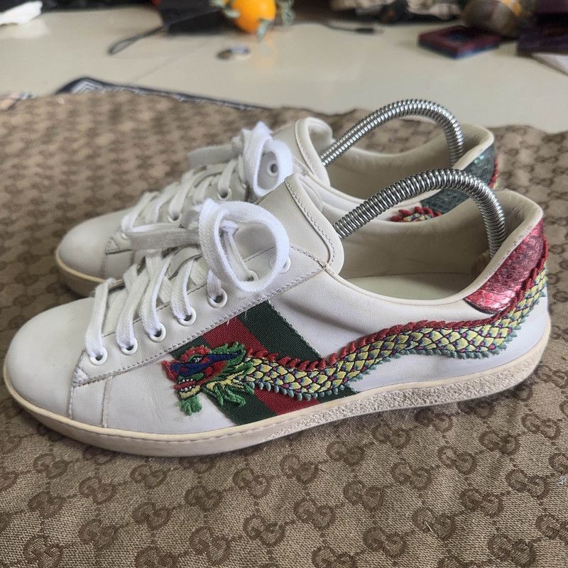 Gucci Gucci Ace Embroidered Low-Top Fashion Sneakers Size US 8 / EU 41 - 1 Thumbnail