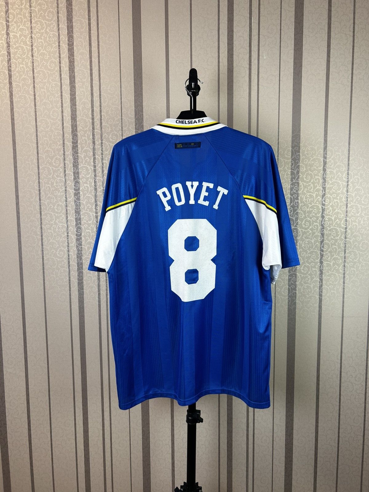 Umbro Umbro Chelsea FC Football Shirt Jersey 1997 Size US XXL / EU 58 / 5 - 2 Thumbnail