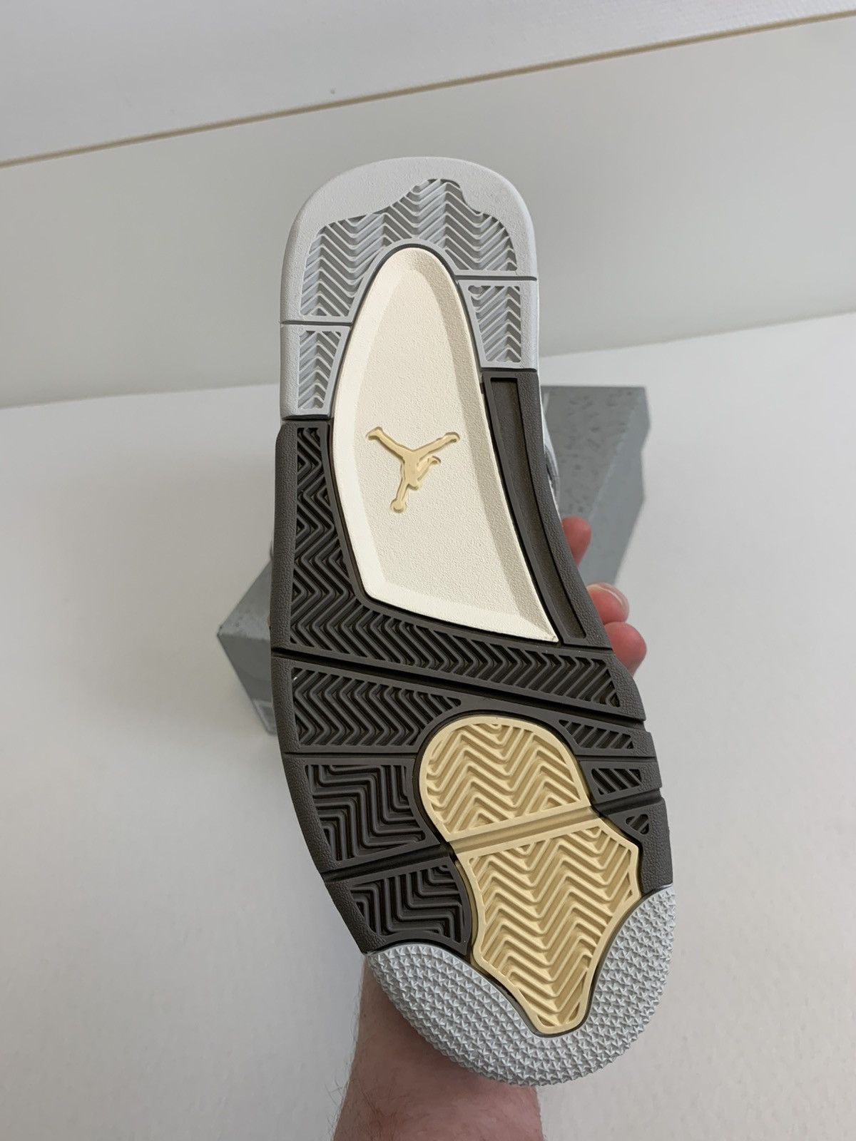 Jordan Brand jordan 4 craft photon dust Size US 9 / EU 42 - 8 Thumbnail