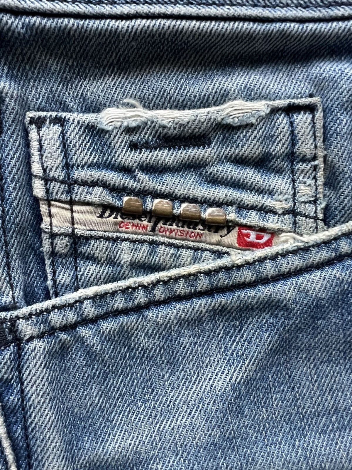 Diesel DIESEL ONIJO 0071G “Paint Splatter” Archive Denim – W34 L32, Size US 34 / EU 50 - 2 Thumbnail