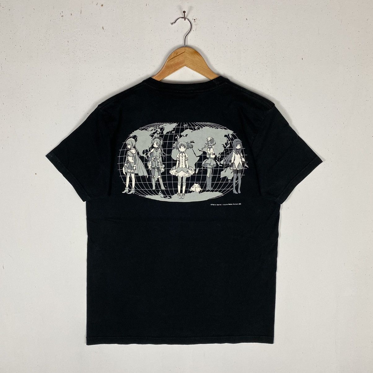 Anime × Vintage PUELLA MAGI MADOKA MAGICA ANIME MANGA TEE Size US M / EU 48-50 / 2 - 2 Thumbnail