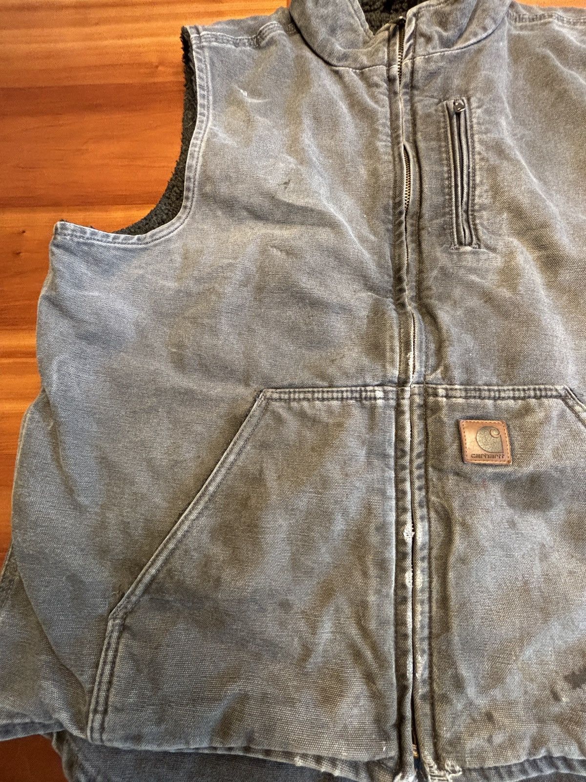 Carhartt Distressed Carhartt Sherpa lined vest V33-GVL Size US L / EU 52-54 / 3 - 3 Thumbnail