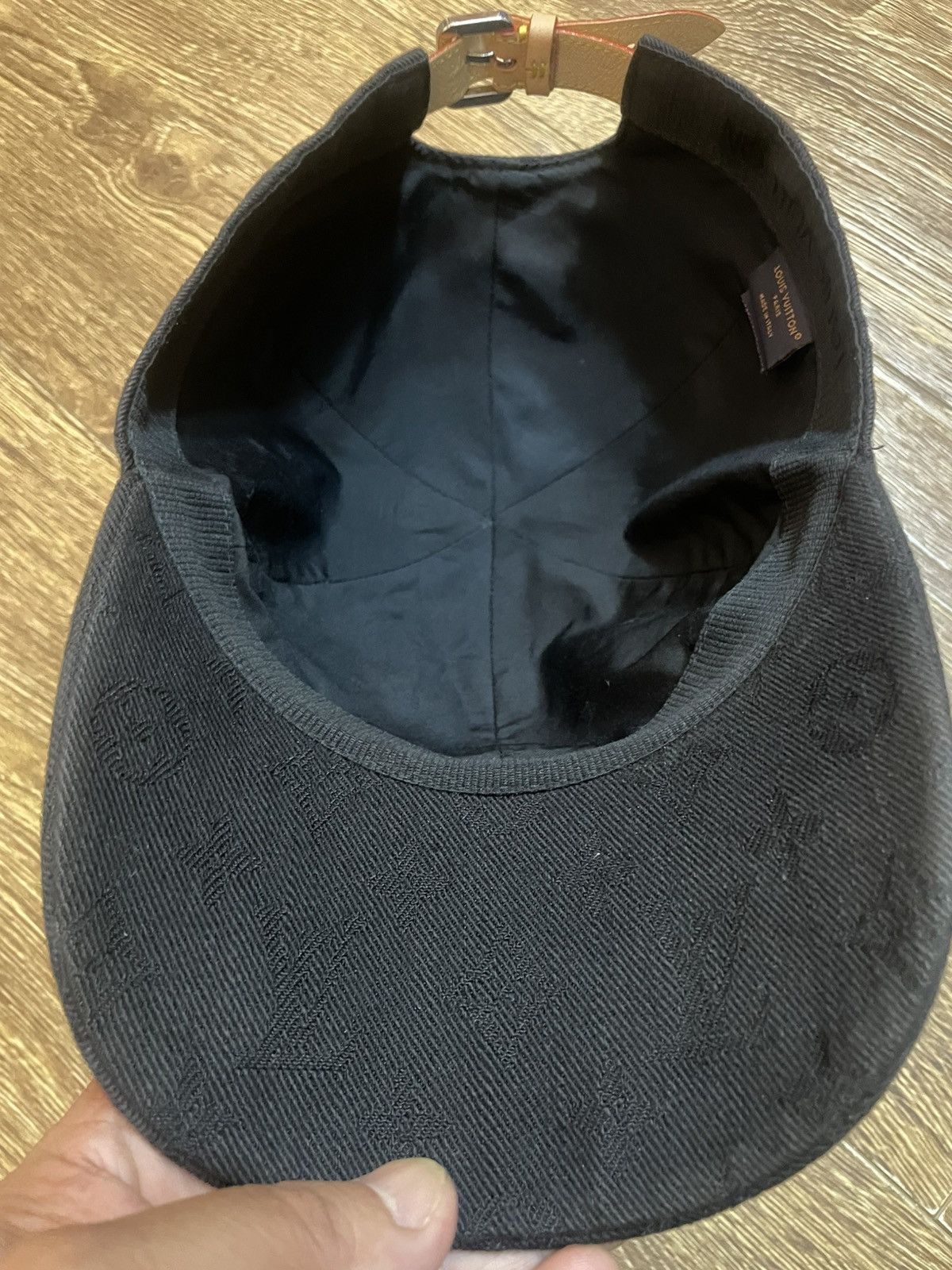 Louis Vuitton Authentic LOUIS VUITTON baseball cap Size ONE SIZE - 2 Thumbnail