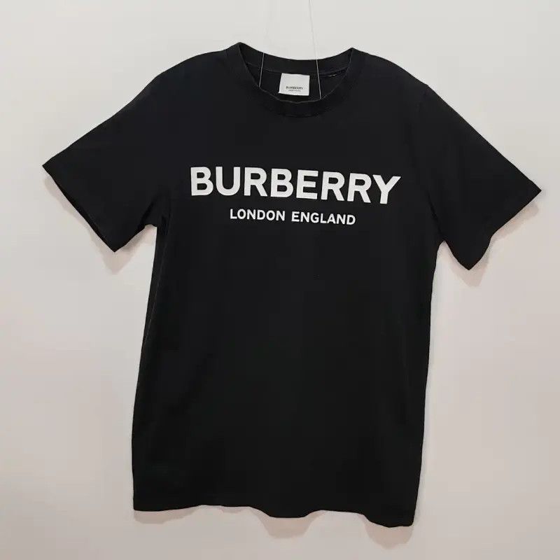 Burberry Burberry Black Cotton Women's T-Shirt Size XS / US 0-2 / IT 36-38 - 1 Thumbnail