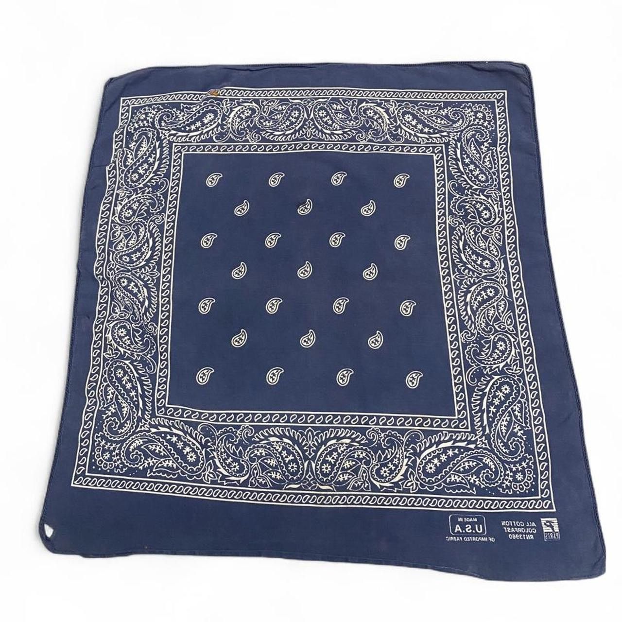 Other Vintage all cotton colour fast blue white paisley bandana Size ONE SIZE - 6 Thumbnail